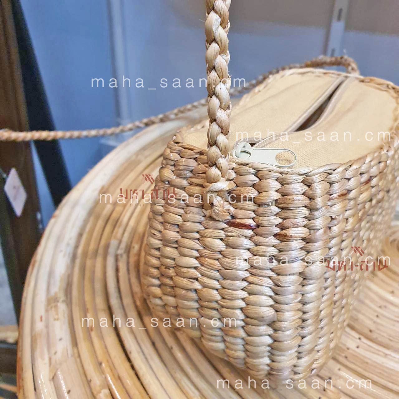 กระเป๋าผักตบชวา crossbody สะพายน่ารัก 🧁