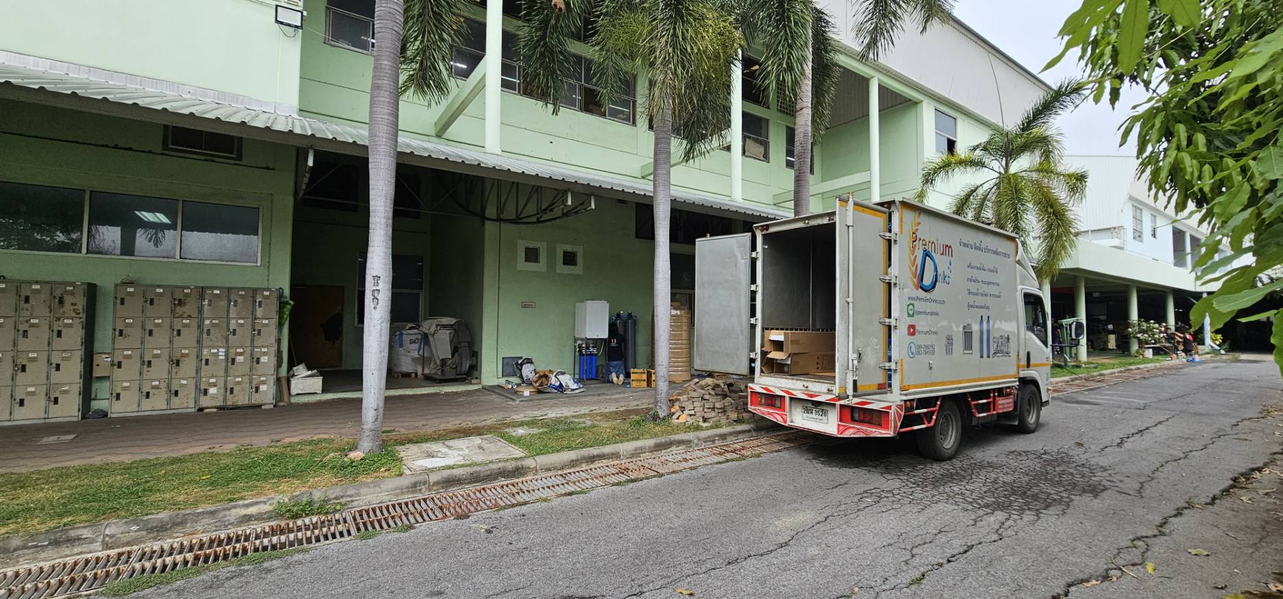 เซ็ตเครื่องกรองน้ำดื่มสำหรับบริษัท ระบบRO + ระบบSOFT