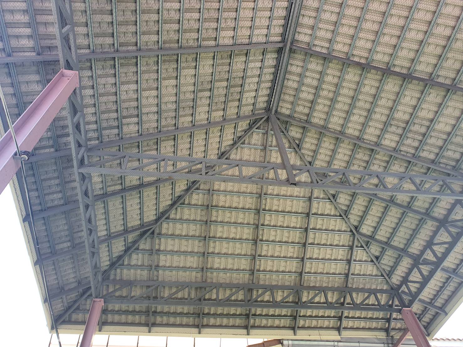 ติดตั้งข่ายกันนก จำหน่ายตาข่ายกันนก อย่างดี รับงานสั่งผลิตทุกขนาด ผสมสารป้องกันรังสียูวี