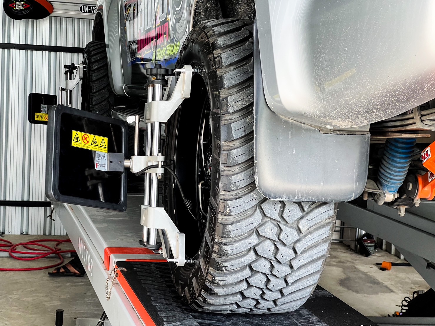 จากรถซิ่ง เปลี่ยนแนวเป็นรถแต่งแนวเมกา 🇺🇸 D-MAX ทรงเมกา