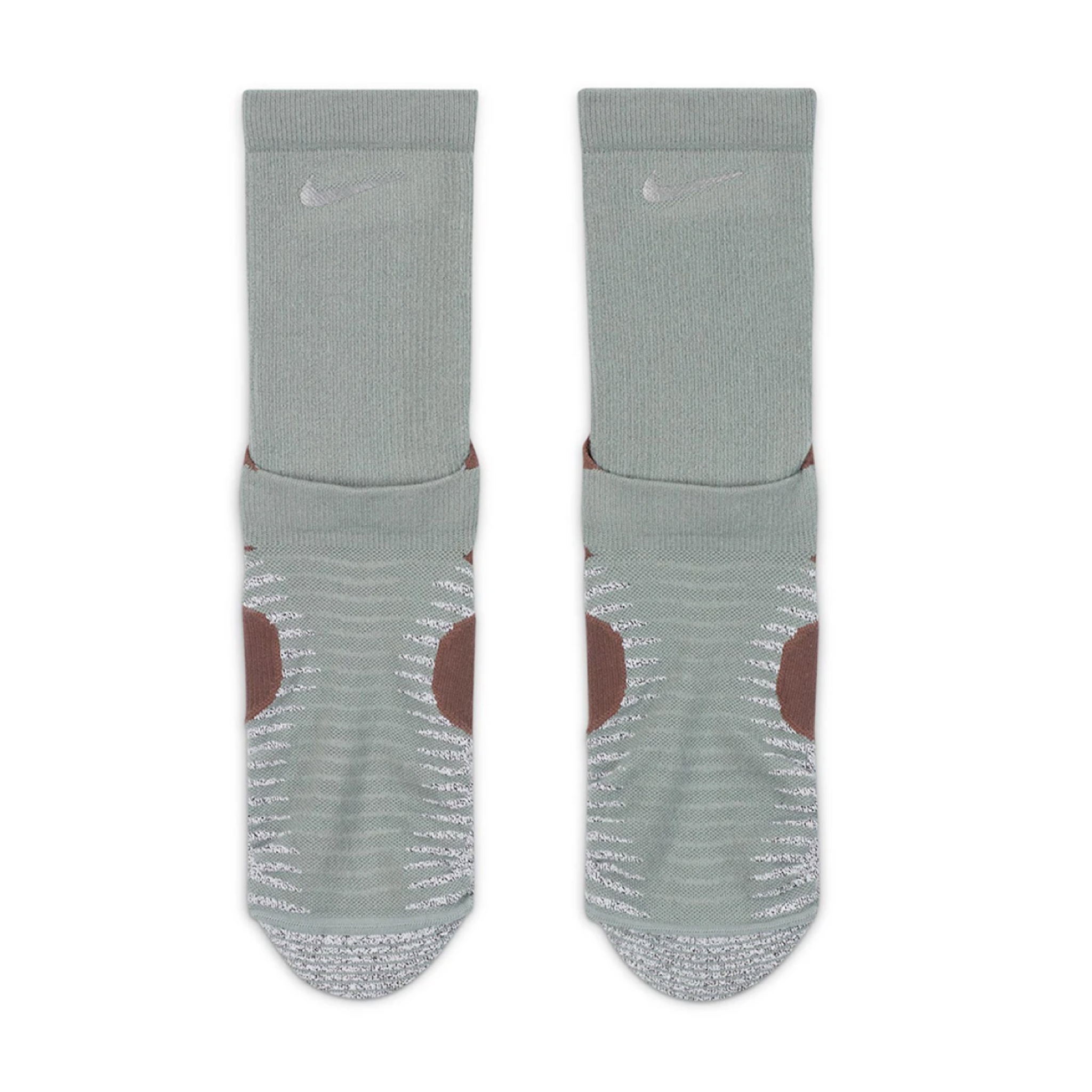 ถุงเท้าวิ่ง Nike Trail Running Crew Socks ‘MICA GREEN’ (M,L)