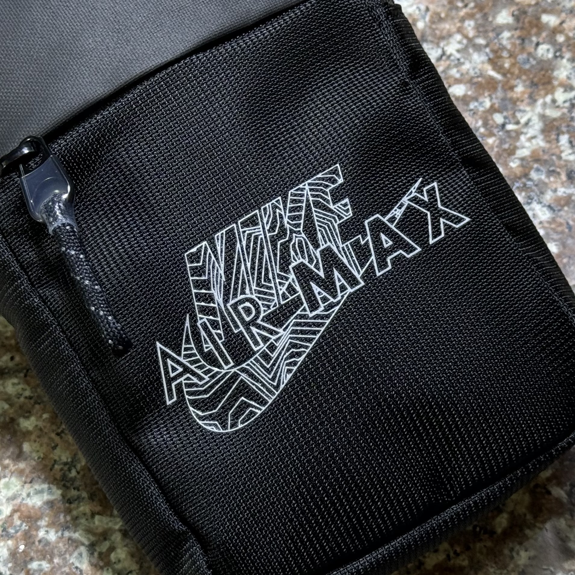 กระเป๋า Nike Air Max Hip Pack ‘BLACK’