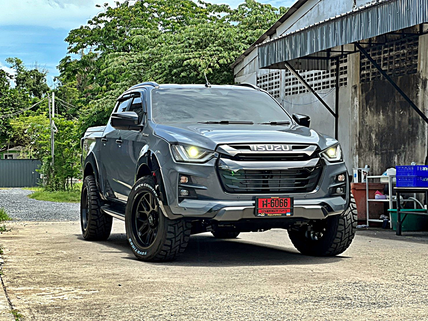 D_MAX_ทรงเมกา ล้อ HOSTILE H120