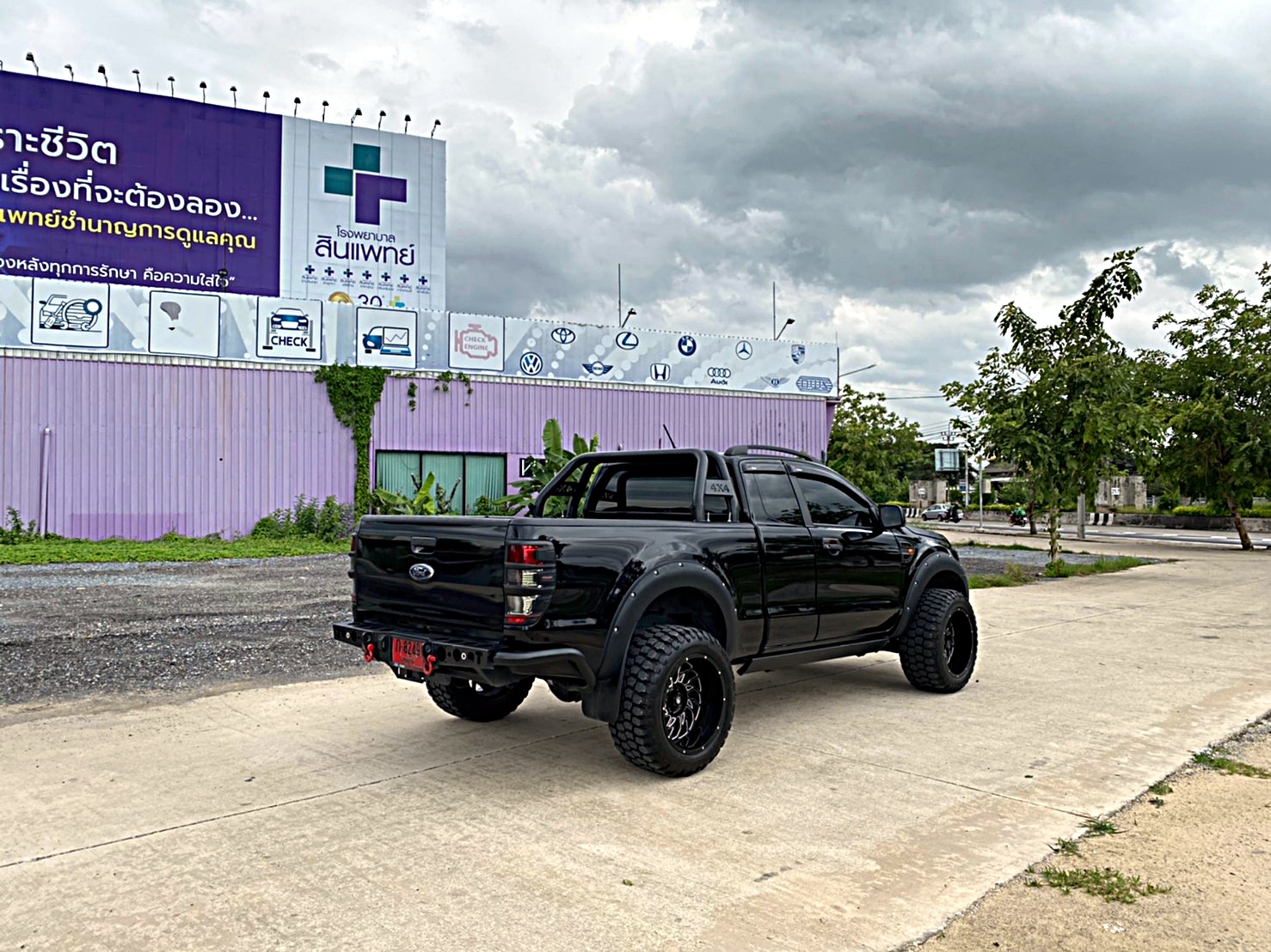 FORD ทรงเมกา ล้อเทพลึกสุดตาราง