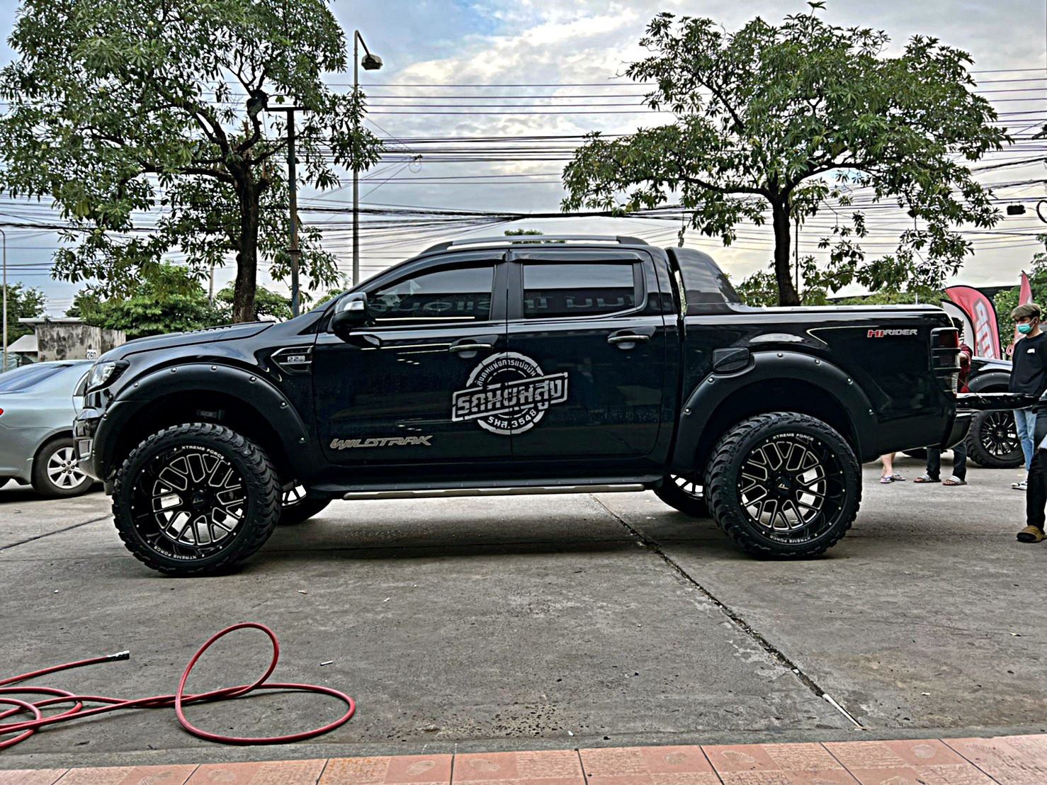 FORD ทรงเมกา ขอบ22 ที่ STEP9