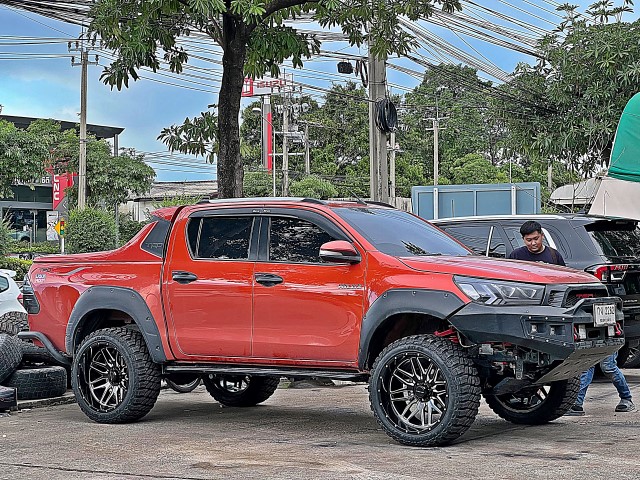 #TOYOTA_REVO จองคิวมาจากหนองบัวลำภู