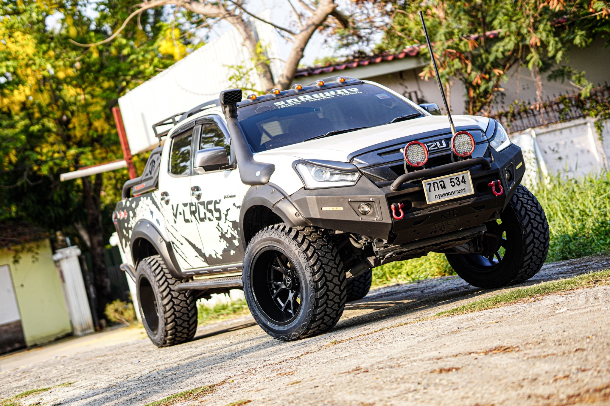 👍ISUZU V-CROSS 👍ชุดโปร ล้อ+ยาง จ่ายแค่ 45900 ปกติ 69000