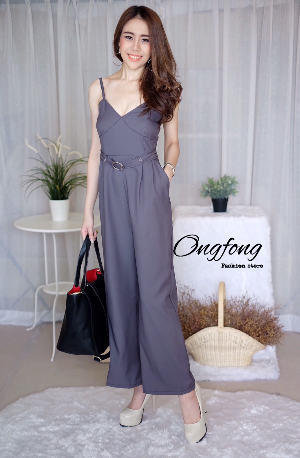 จั๊มสูทสายเดี่ยวขายาวสีพื้น