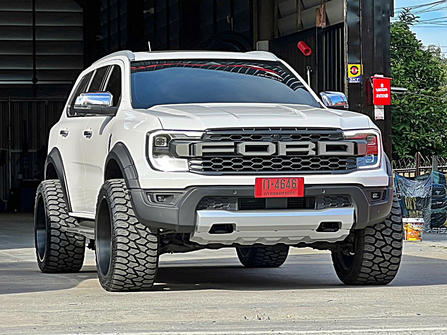 FORD EVEREST NEXTGEN ล้อแท้ HOSTILE H113 ที่ STEP9