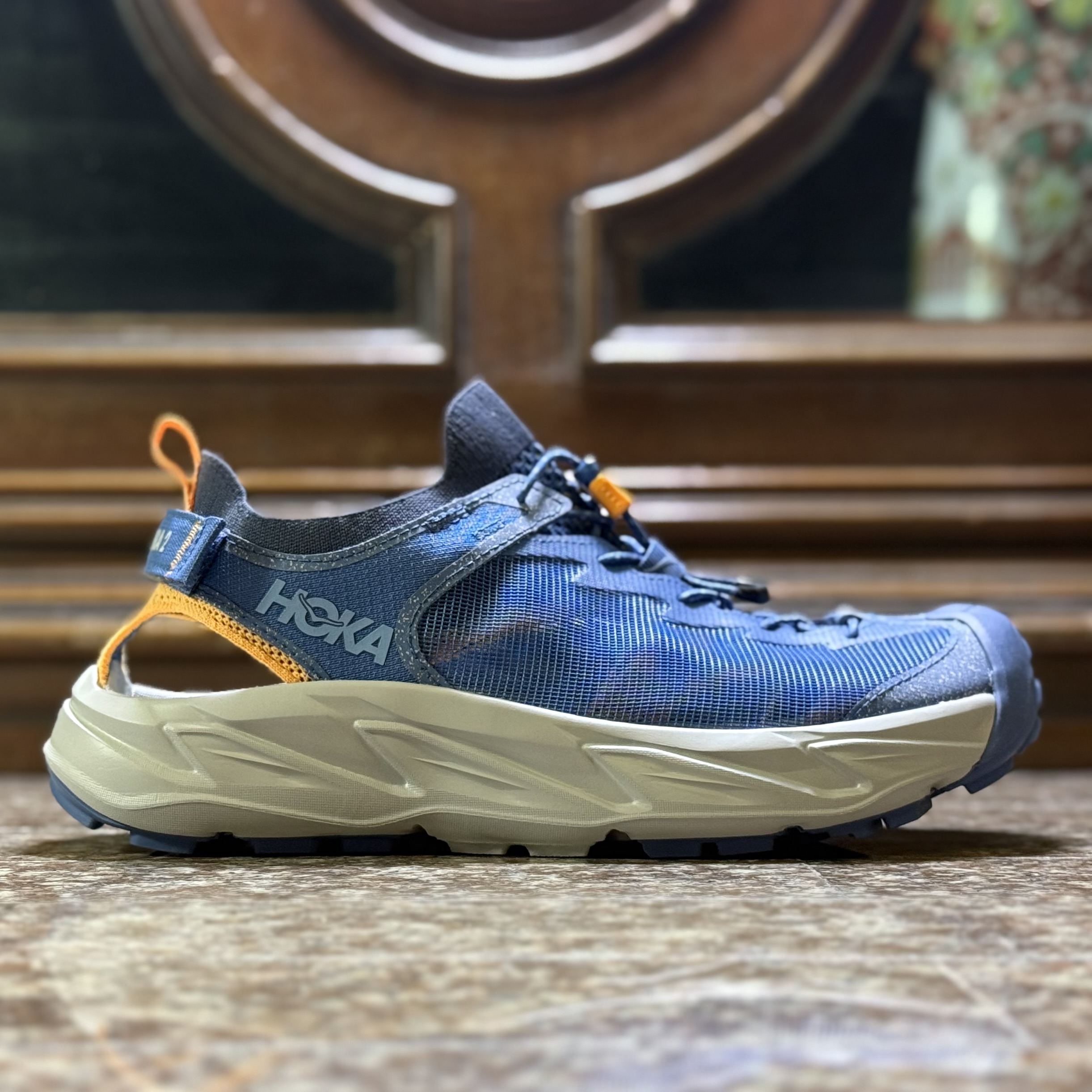 รองเท้า HOKA Hopara 2 ‘Foggy Night/Stardust’ (M8.5/9/9.5/10US)