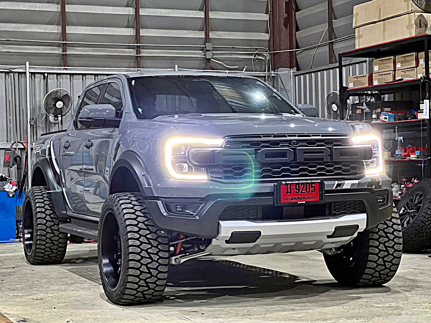 ส่งงาน RAPTOR V6 หล่อจบ ที่ Step9 ล้อแท้ HOSTILE H113