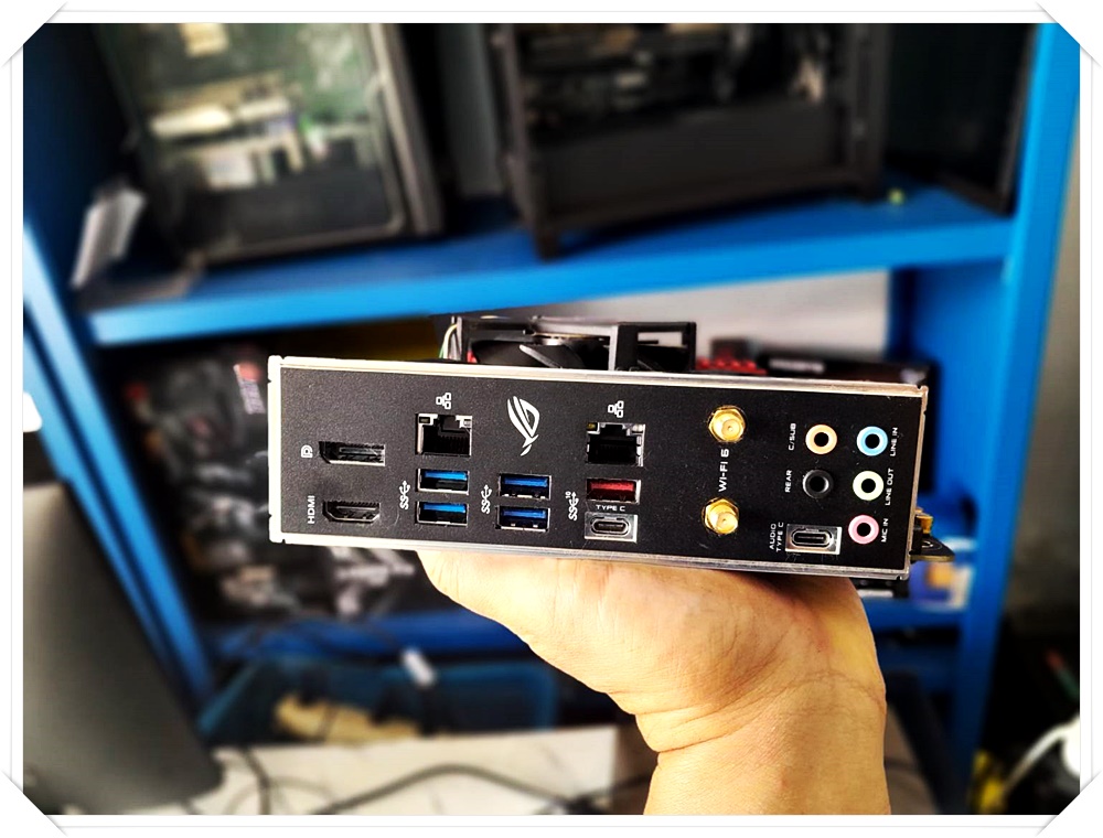 ** มือ 2 MB ITX** ASUS ROG STRIX H470-I GAMING SOCKET 1200 (GEN10)