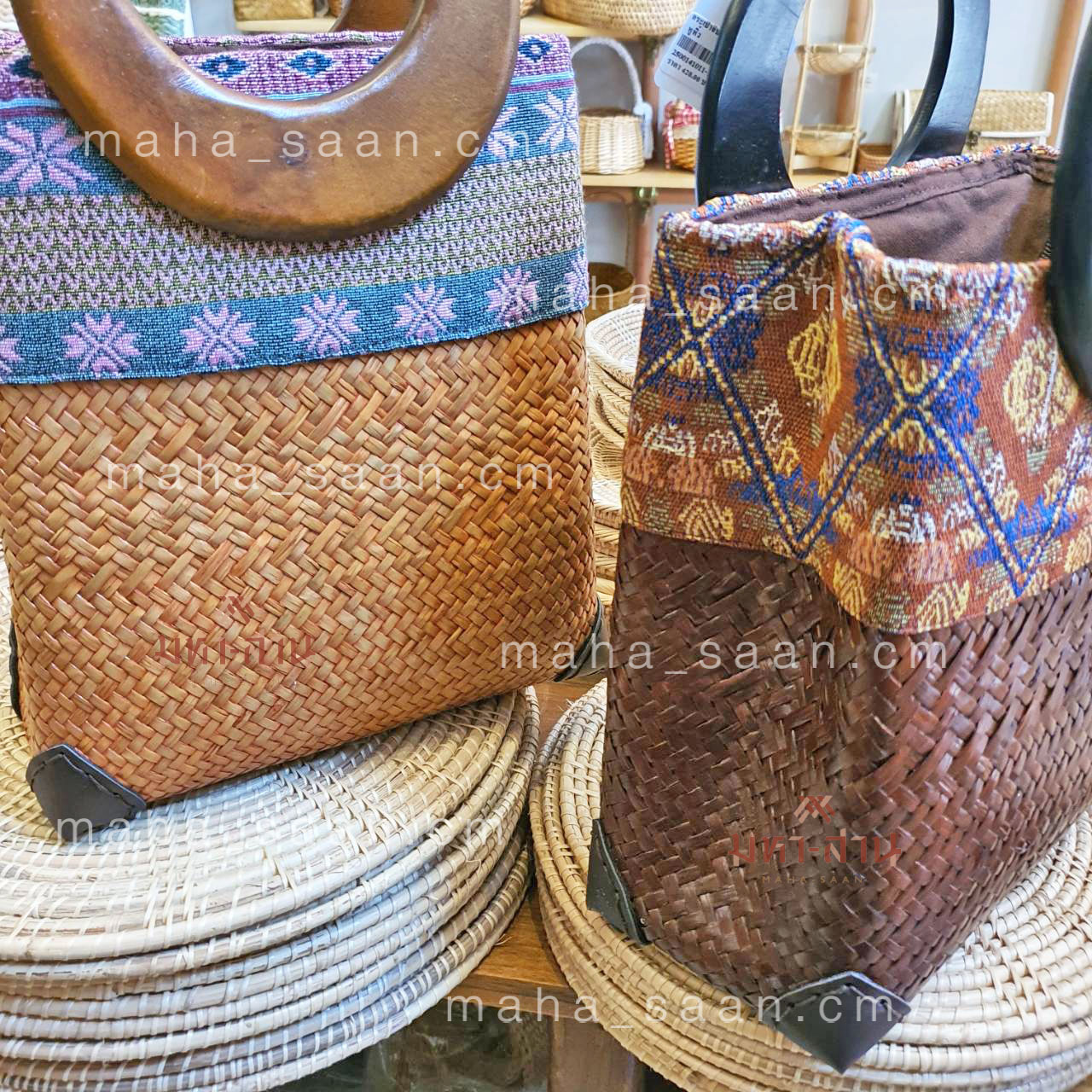 กระเป๋ากระจูด ผ้าไทย หูไม้ ทรงถือ คล้องแขน คุณนาย 👜