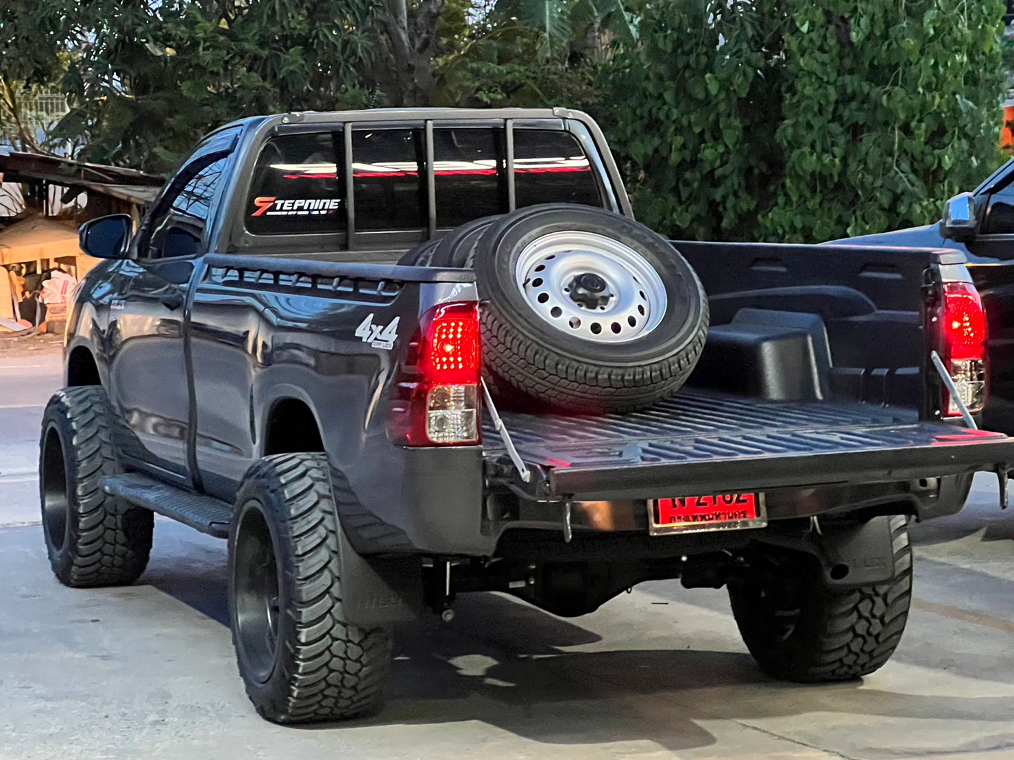 TOYOTA REVO หัวเดียว ทรงเมกา ที่ STEP9