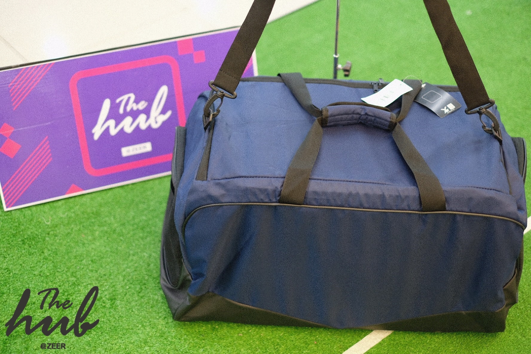 กระเป๋าเสื้อผ้า FBT