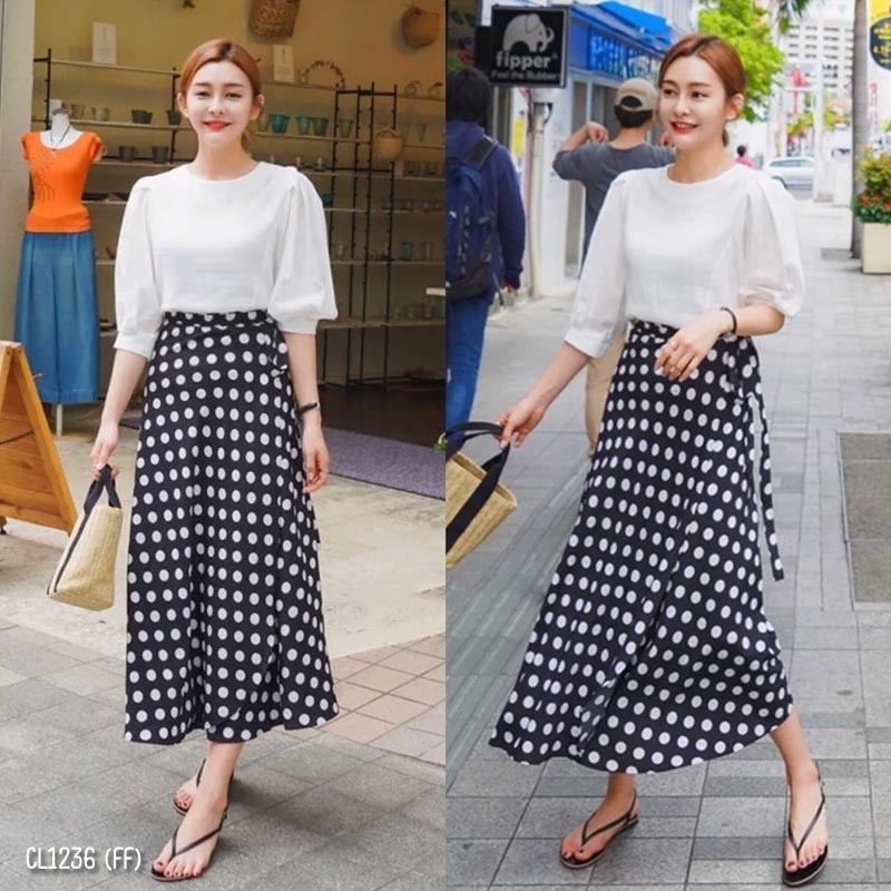 set 2 ชิ้น เสื้อแขนตุ๊กตากับกระโปรงลายจุด พร้อมเชือกผูกเอว