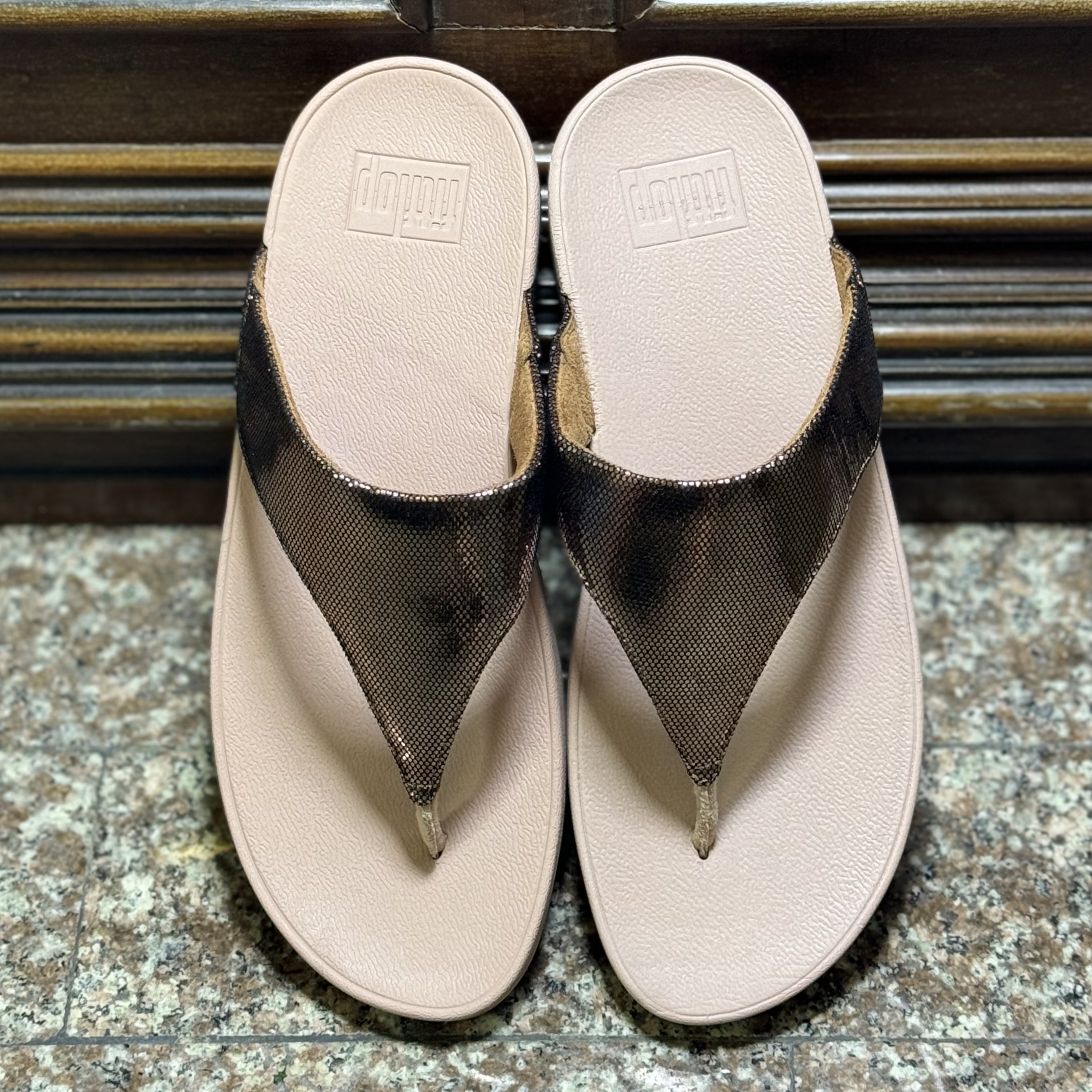 รองเท้า FitFlop Lulu Lustra Women Sandals ‘RoseGold’ (W5/6/7/8US)