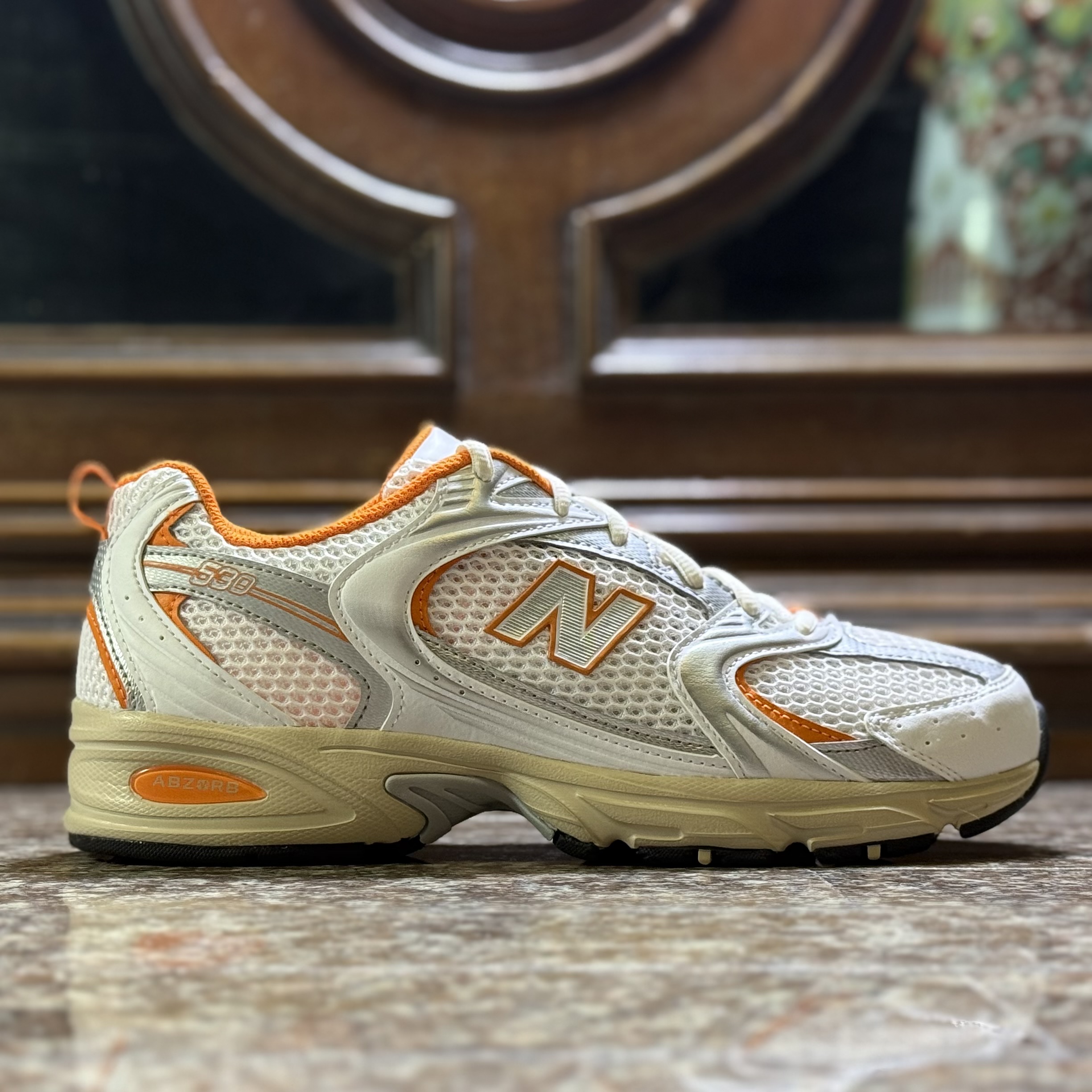 รองเท้า New Balance 530 ‘White/Sun Glow’ (M8/8.5/9/11US)
