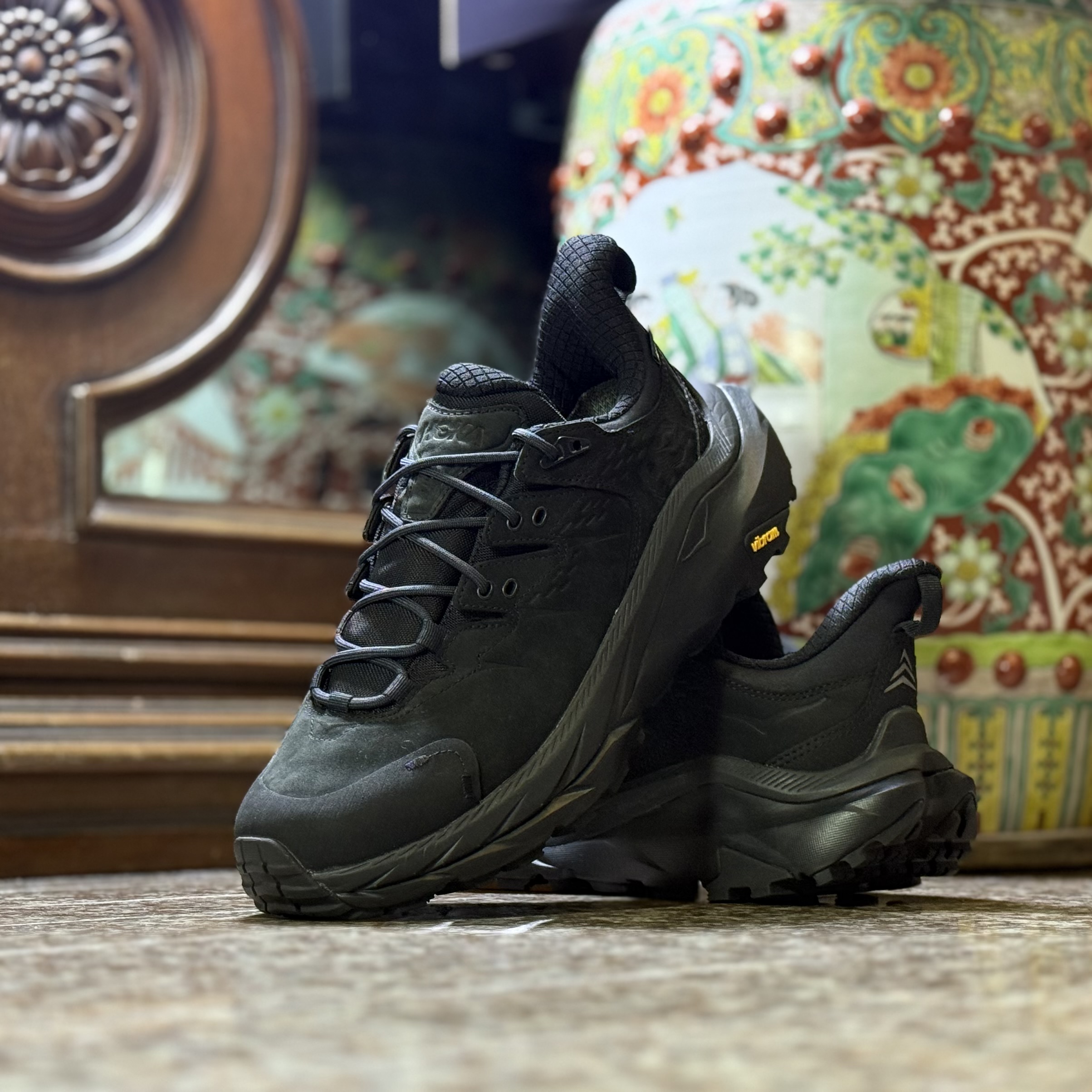 รองเท้าเดินป่า HOKA KAHA 2 Low GTX ‘AllBlack’ (M8.5/9/9.5/10US)