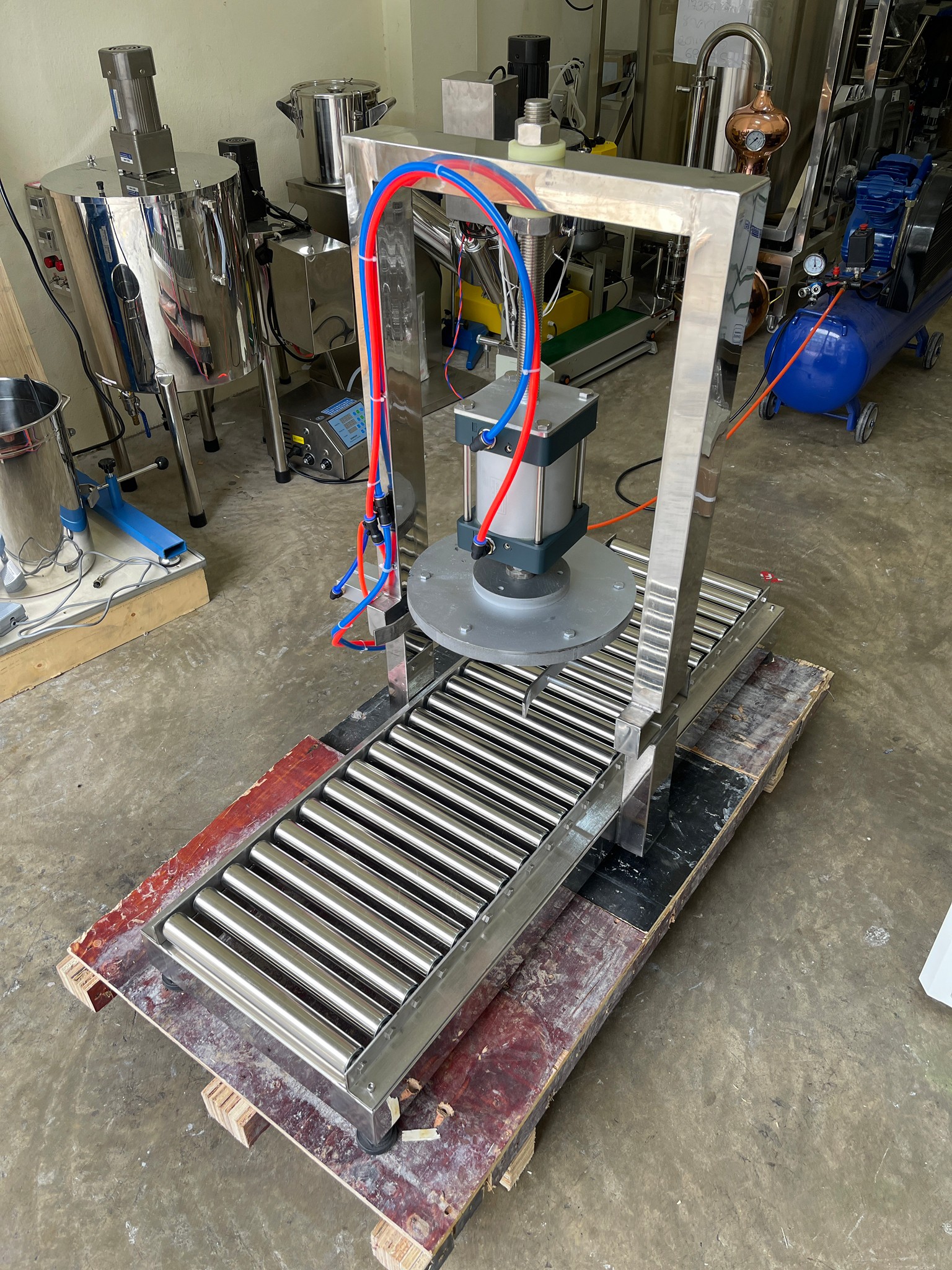 🌈 15787 เครื่องกดปิดฝาถังสี เครื่องปิดฝาถังพลาสติก เครื่องปิดฝาถังปุ๋ย ขนาด 10L-25L รุ่น ZRYG-1