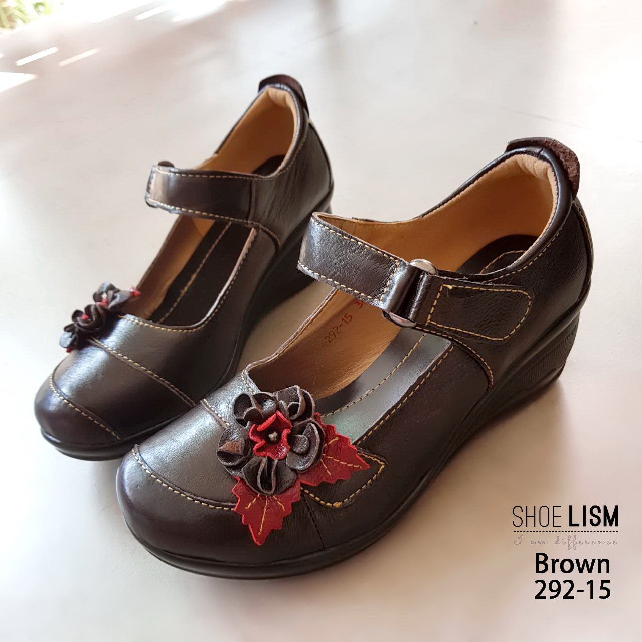 คัชชูหนังแกะ แต่งดอกไม้