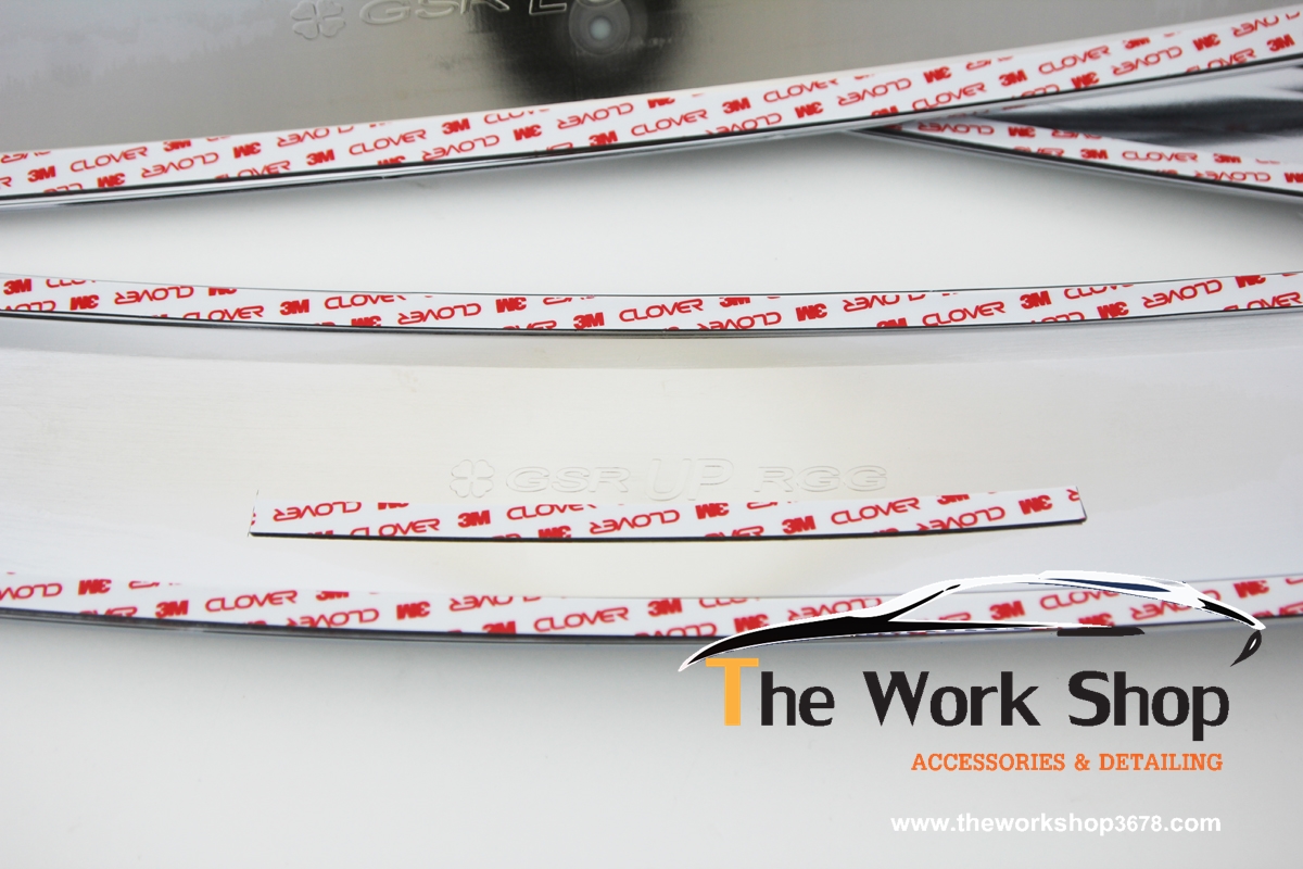 Radiator Grille Garnish for H-1 ( กระจังหน้าโครเมี่ยม )