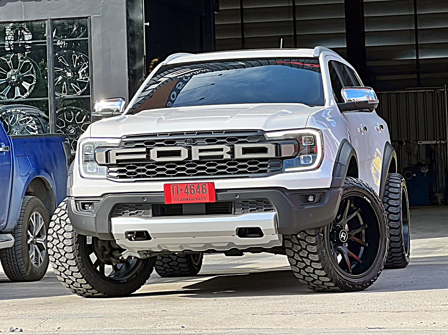 FORD EVEREST NEXTGEN ล้อแท้ HOSTILE H113 ที่ STEP9