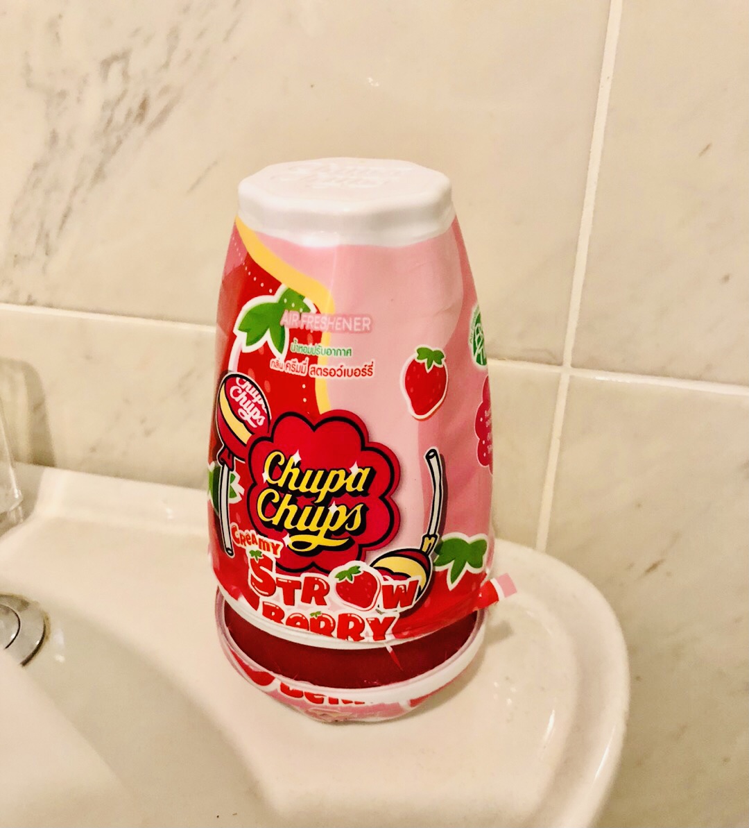 Chupa Chups เจลน้ำหอมปรับอากาศ กลิ่น Strawberry Cream ขนาด 230 g