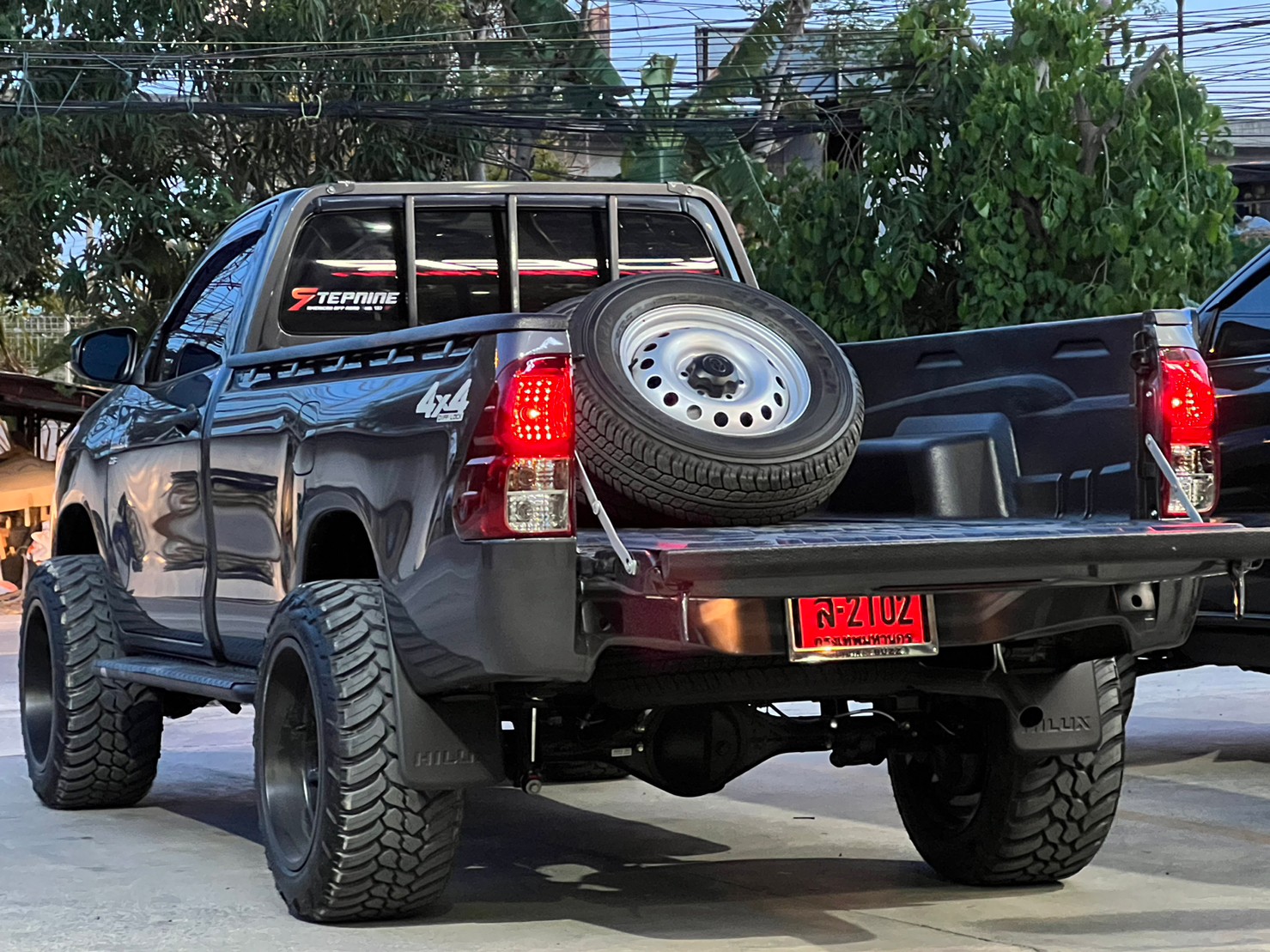 TOYOTA REVO หัวเดียว ทรงเมกา แท้ทั้งคัน