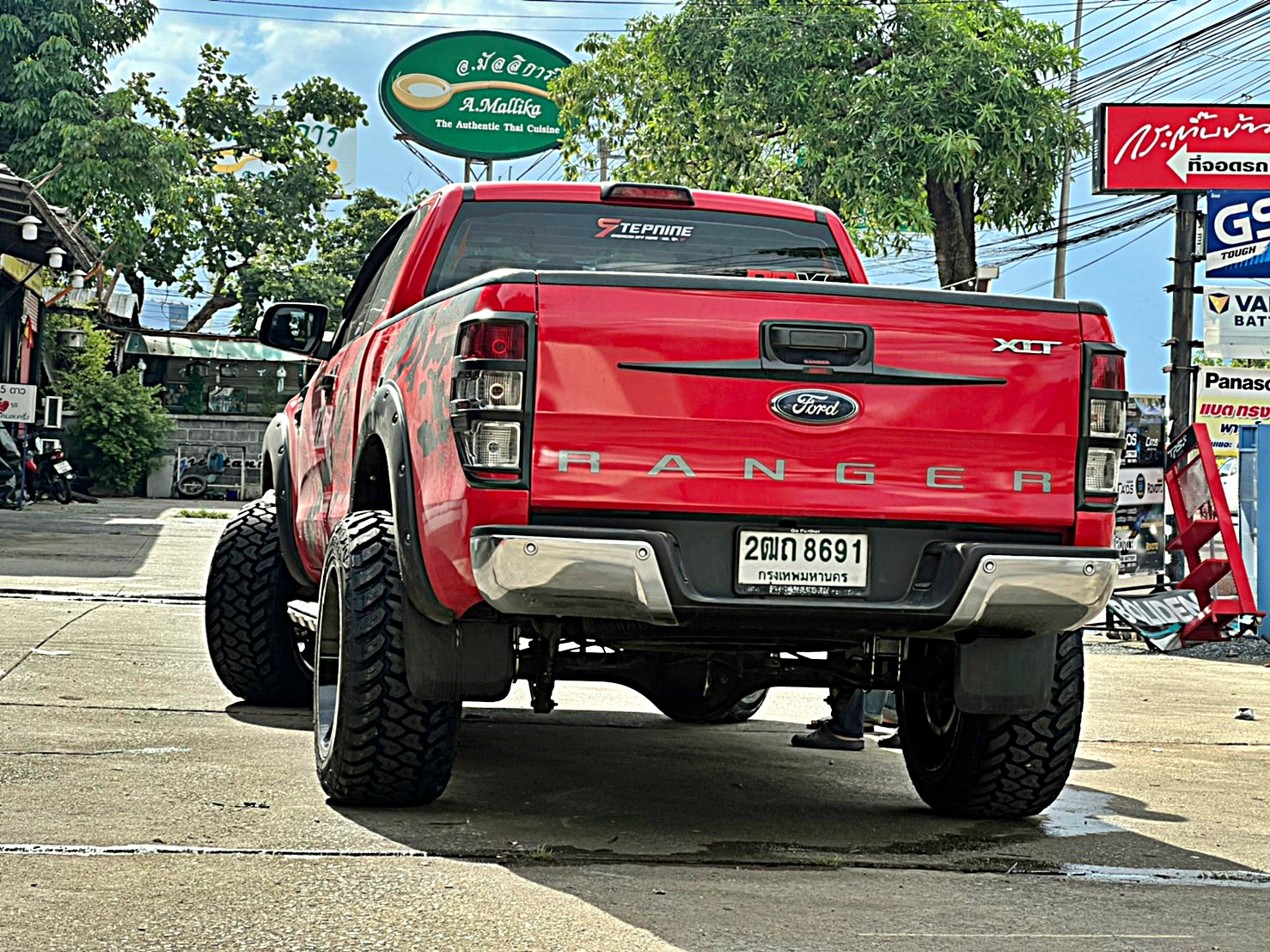 FORD_RANGER_ทรงเมกาจองคิวมาจากลำพูน