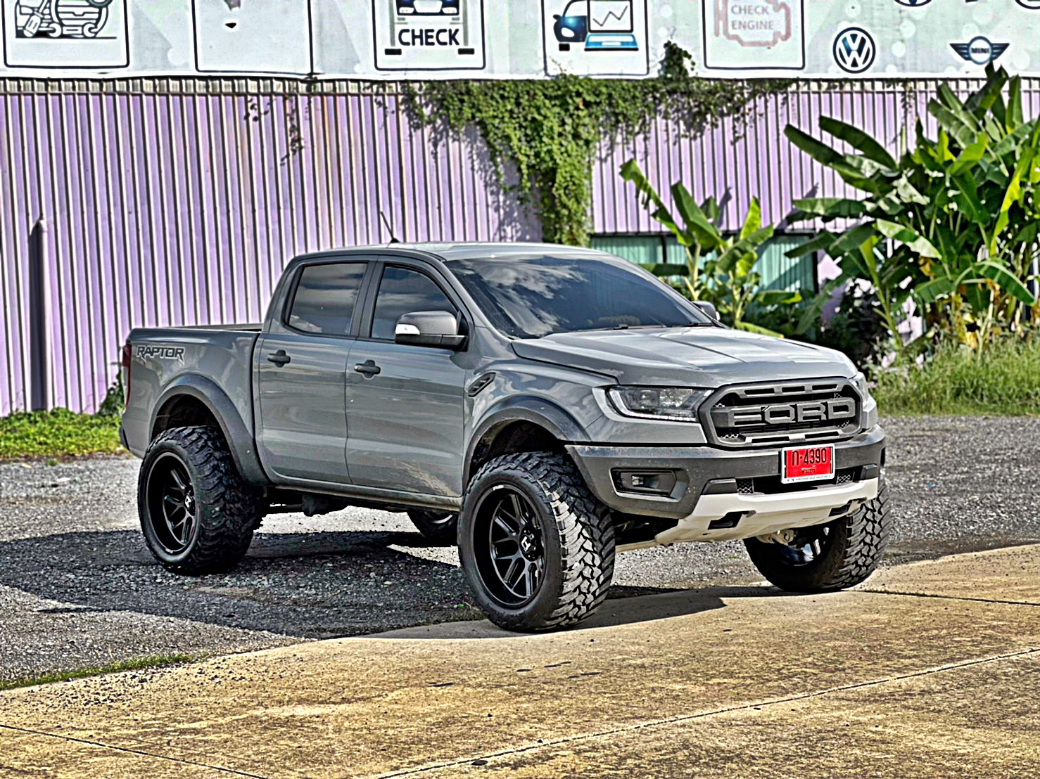 FORS RAPTOR ทรงเมกา ล้อ HOSTILE H120