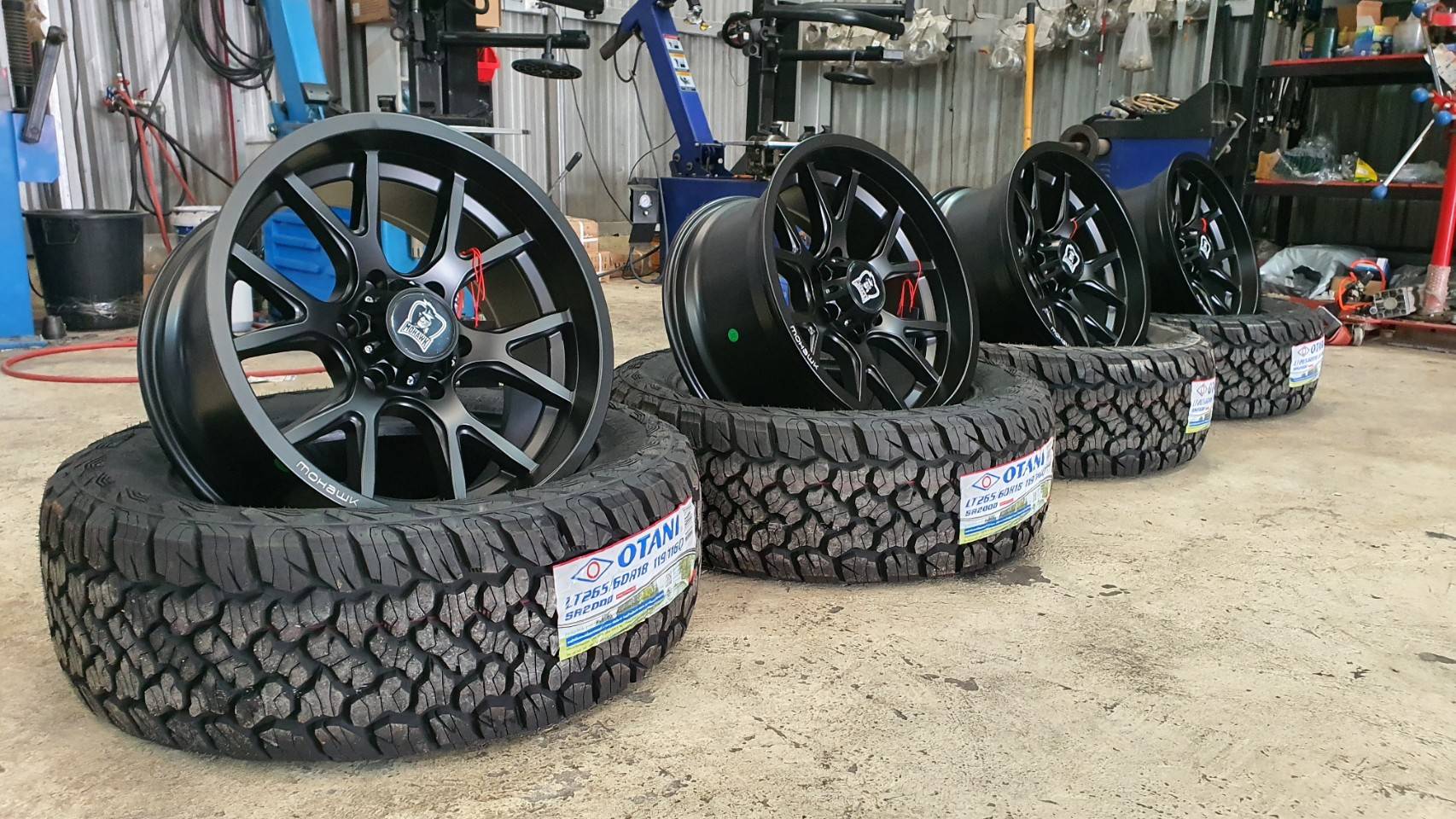 ส่งตจว. ส่งทั่วประเทศไทย ล้อ WP910 18X9 6XQ29.7 ET 0 MB ยาง OTANI 265/60R18 SA2000
