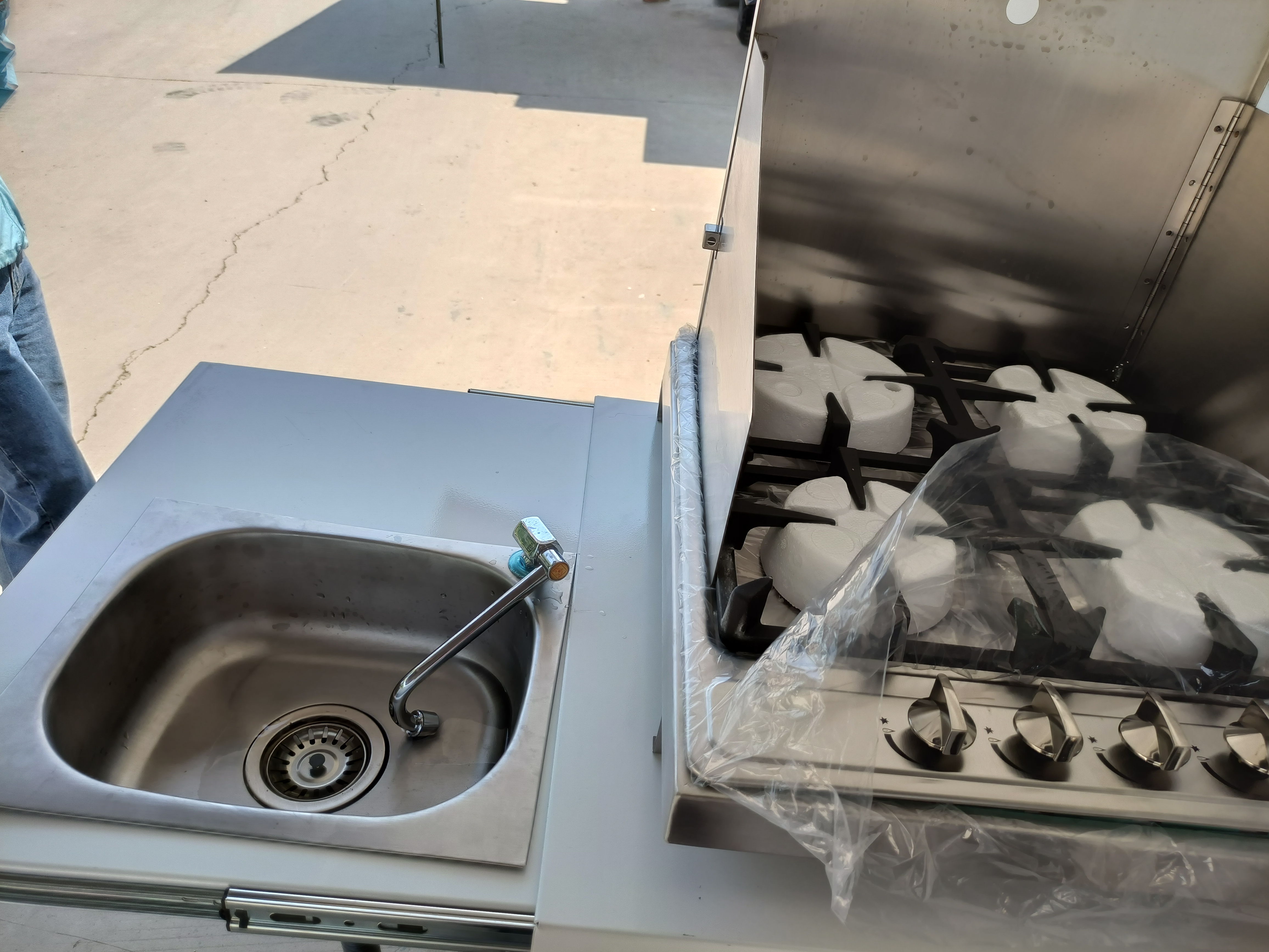 HORIZON SEEKER Truck Camper