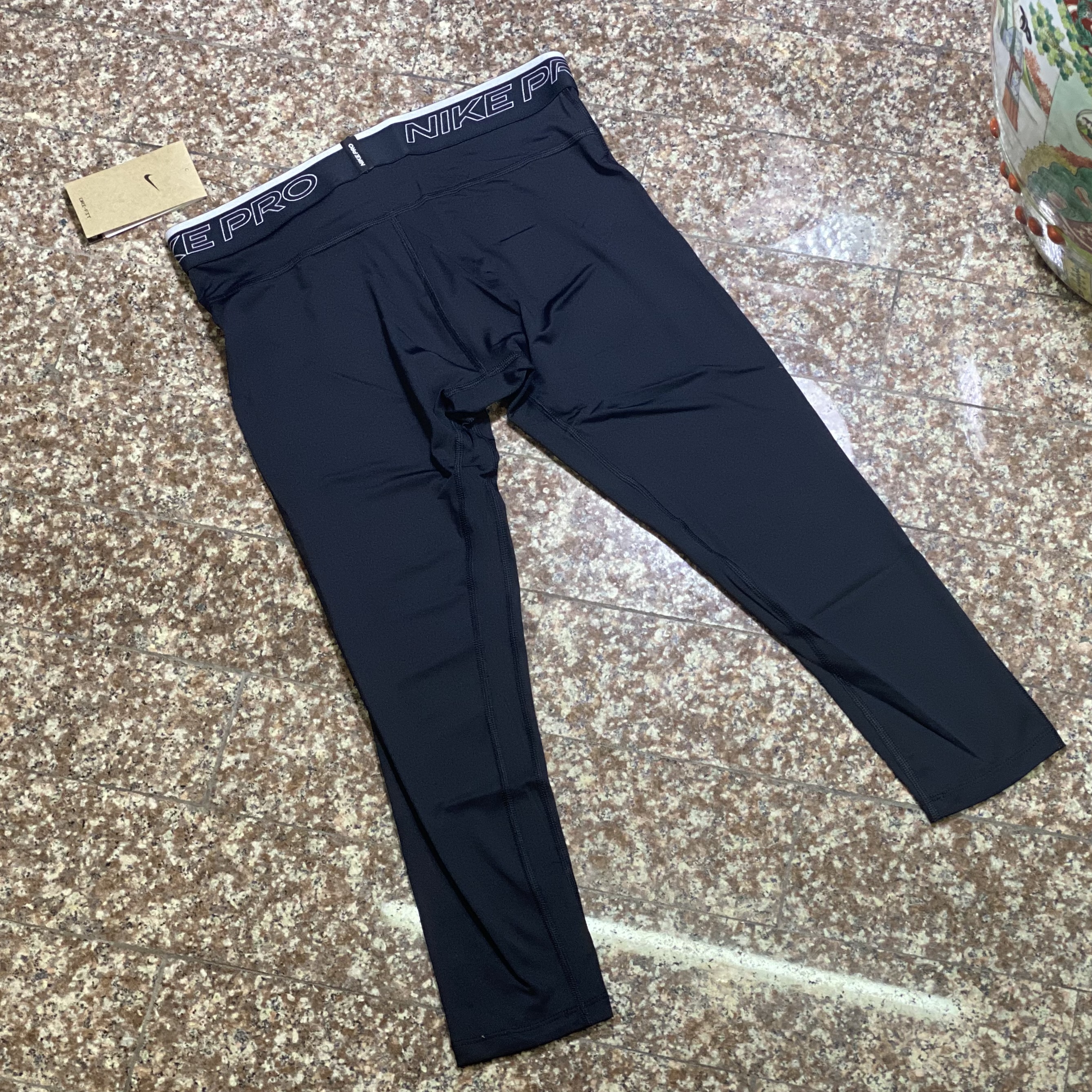 กางเกง Nike Pro Dri-Fit 3/4 Compression Long Tights ‘BLACK’ (M)