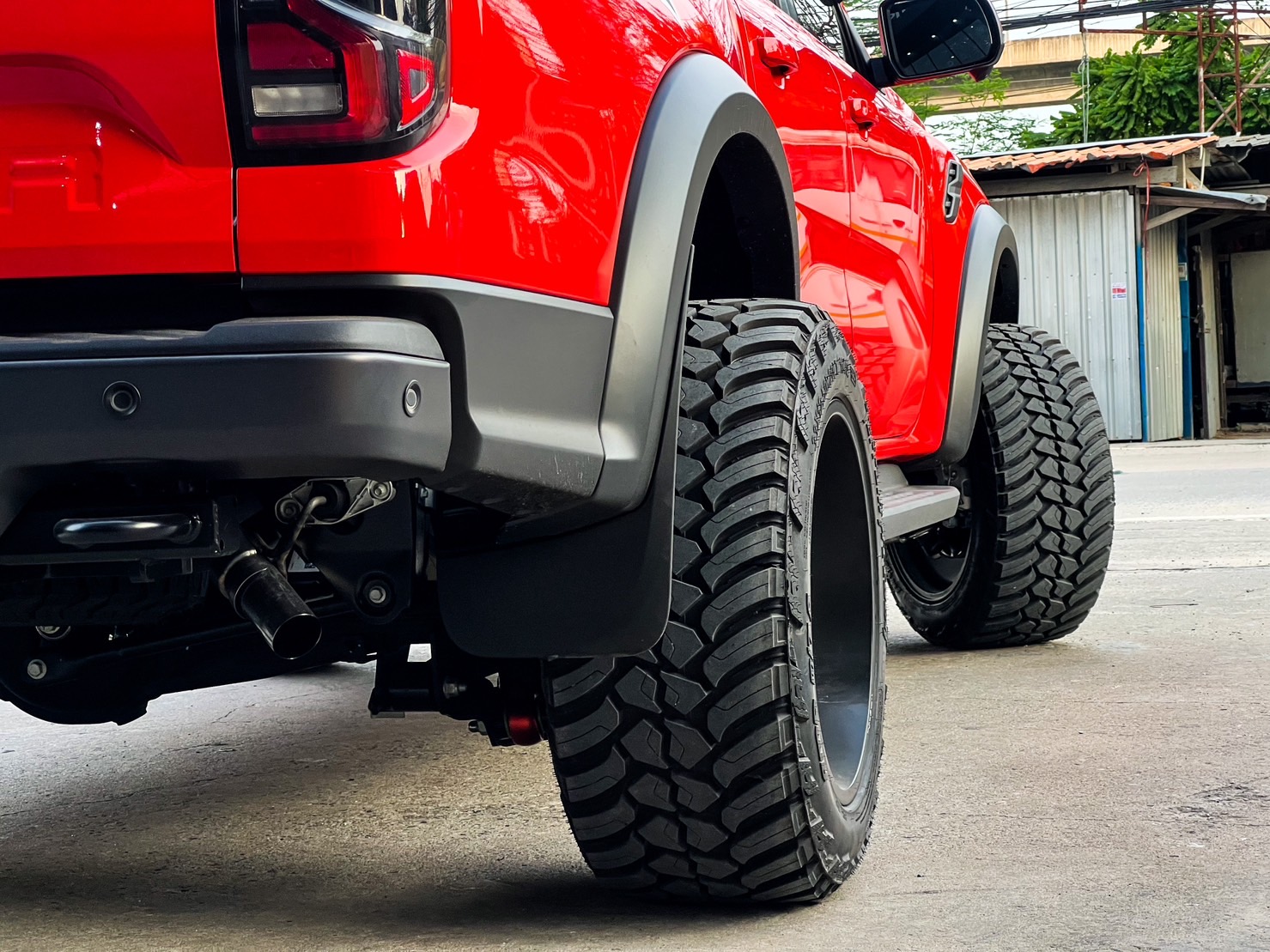 FORD RAPTOR DIESEL ทรงเมกา จองคิวมาจากระยอง