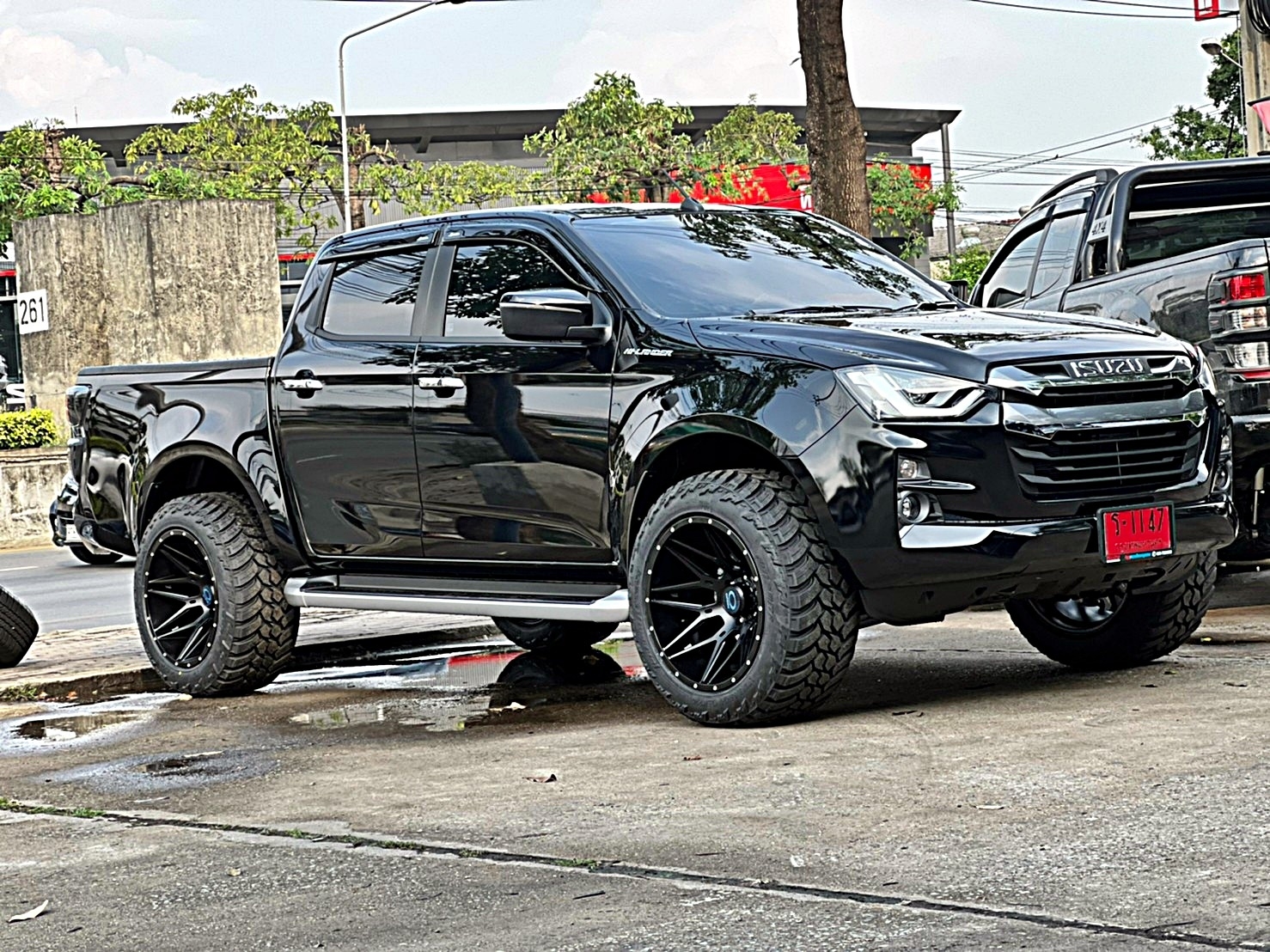 D-MAX 1.9 จัดทรงเมกา อย่างเทพ ที่ STEP9