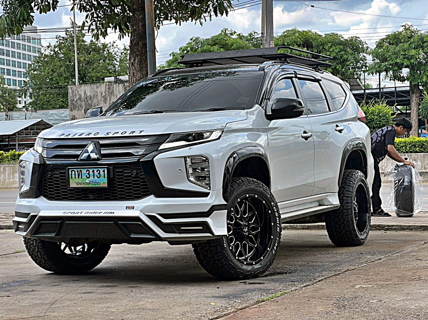 PAJERO_จองคิวจากประจวบ ทำทรงเมกาที่ STEP9