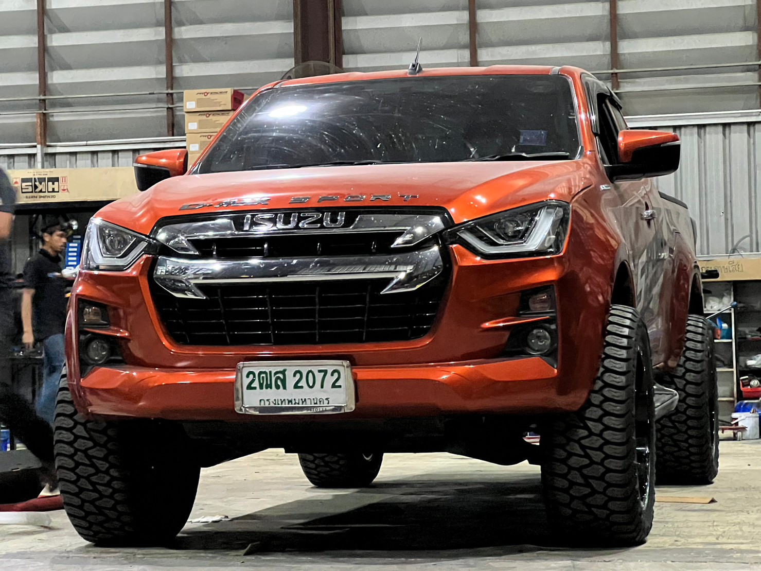 ISUZU D-MAX แต่งทรงเมกาที่ STEP9