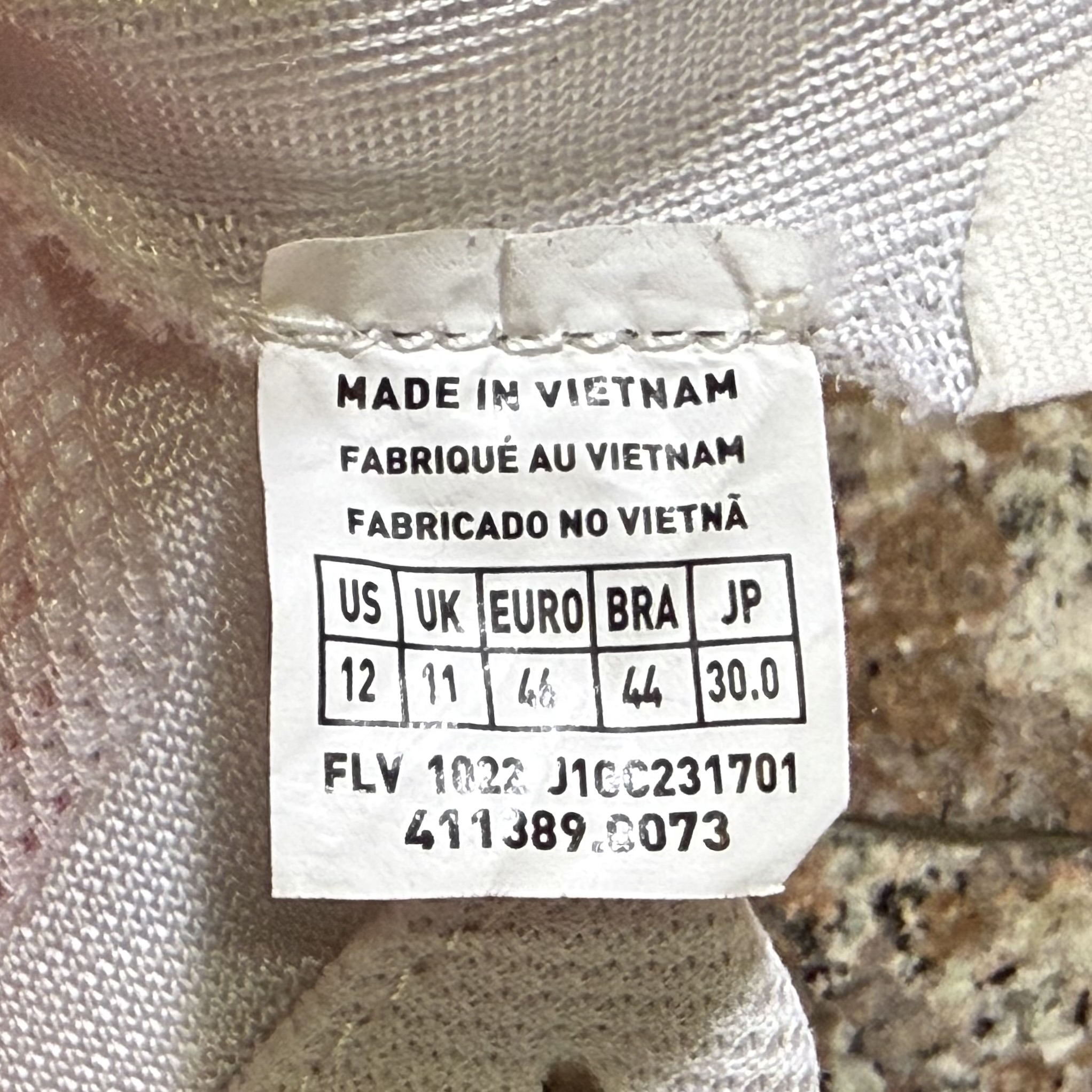 รองเท้าวิ่ง Mizuno Wave Rebellion Pro #มือ2 (M12US)