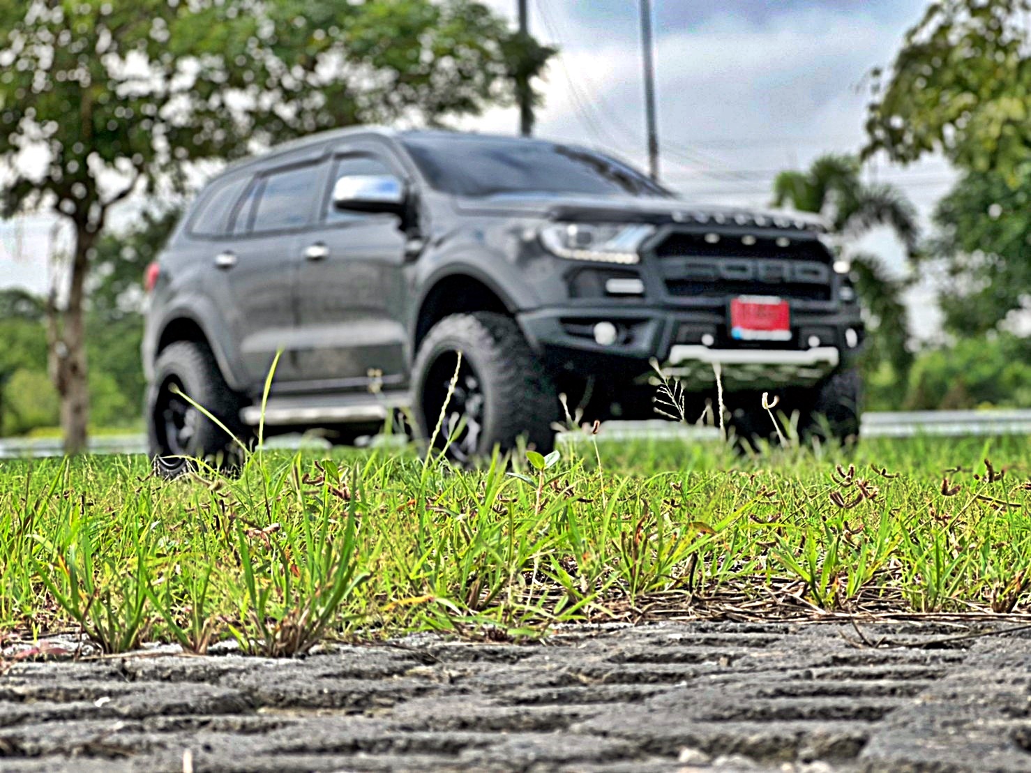 FORD EVEREST ทรงเมกา