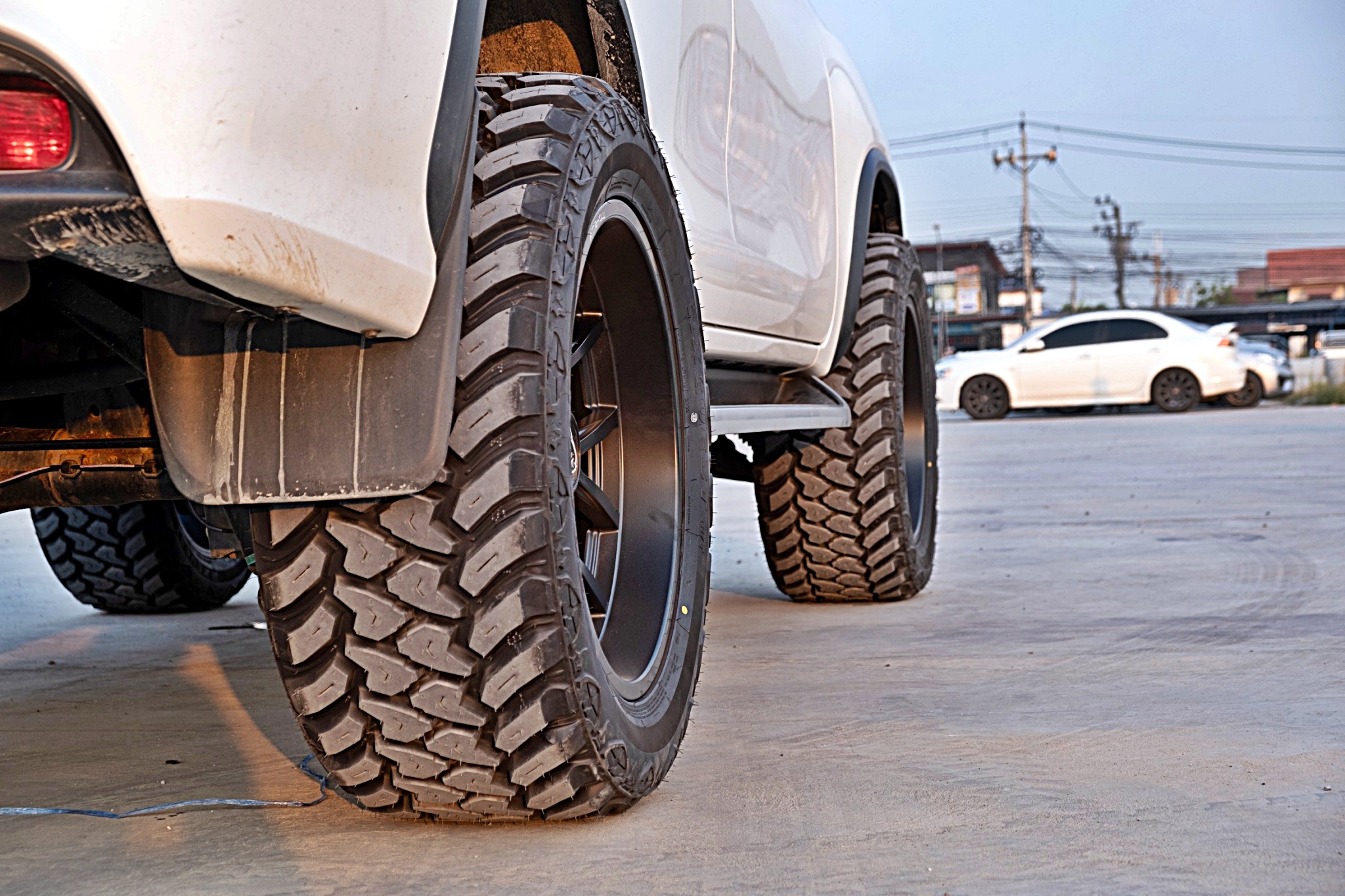 TOYOTA FORTUNER ทรงเมกาที่ STEP9