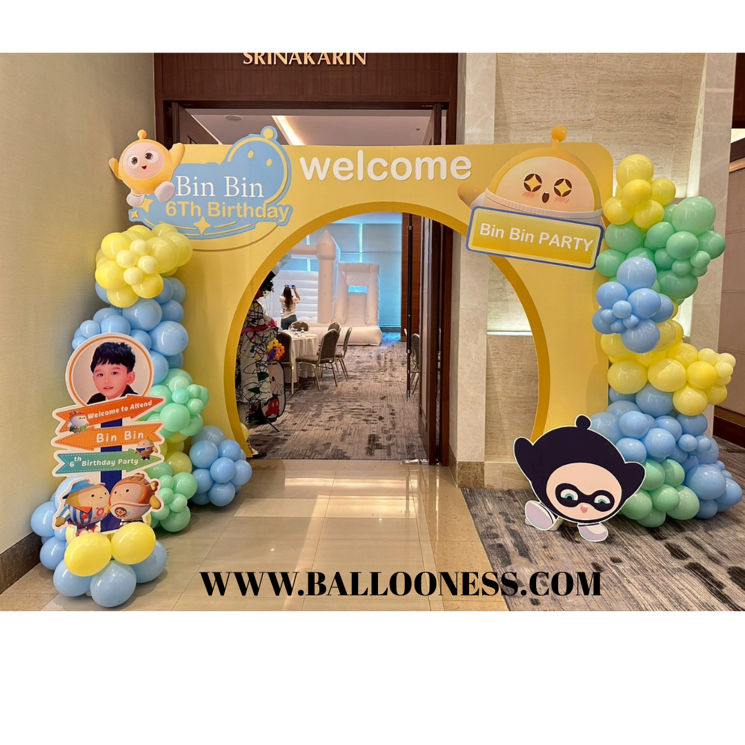 เซทแบลคดรอปซุ้มโค้งวันเกิดเด็ก ตรีมEggy Party