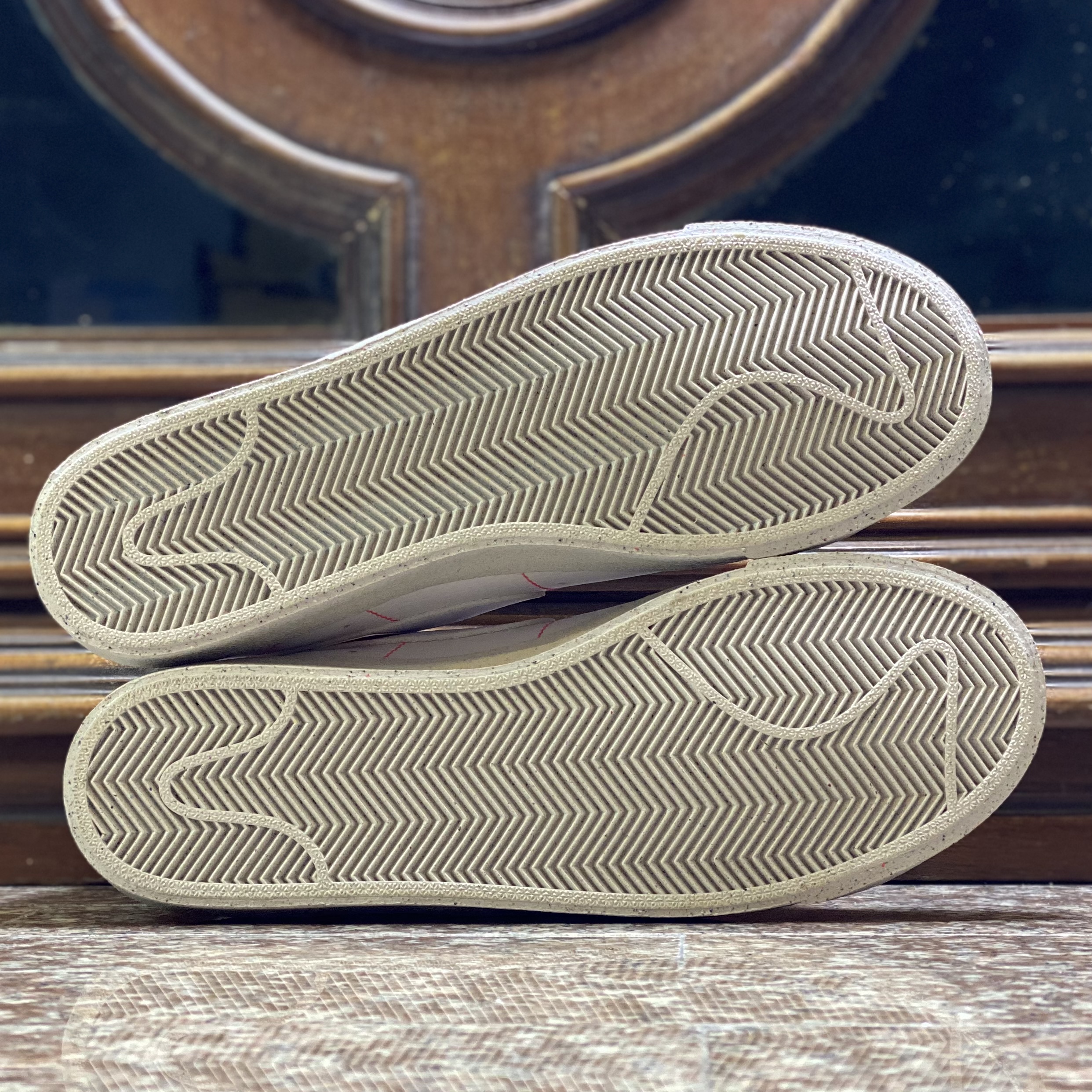 รองเท้า Nike Blazer 77 Mid ‘Vintage’ (M9US)