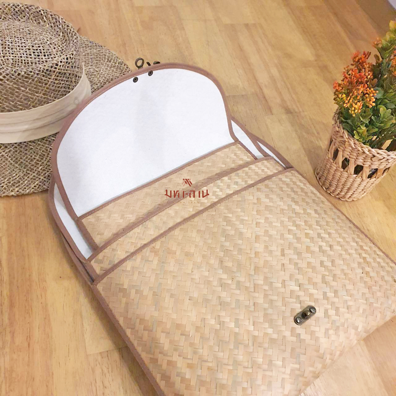 กระเป๋าคลัทช์ กระเป๋าถือ กระเป๋าออกงาน กระเป๋าคลัทช์สาน 🤍