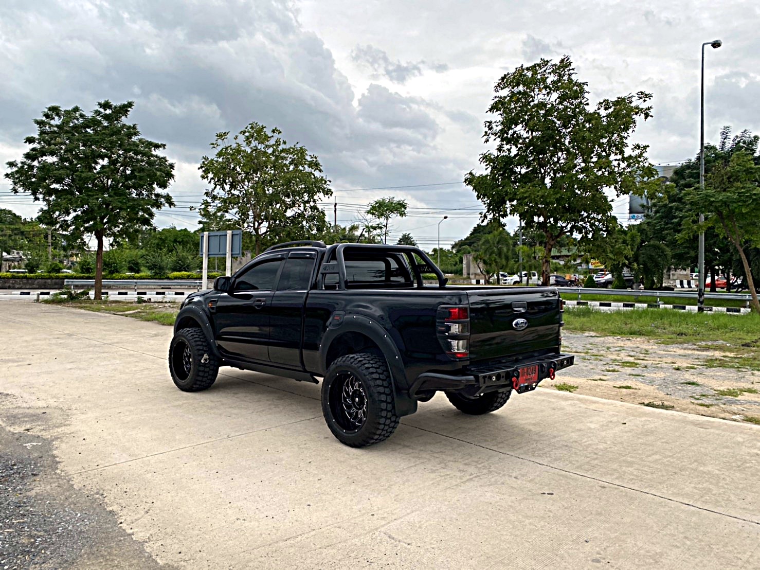 FORD ทรงเมกา ล้อเทพลึกสุดตาราง