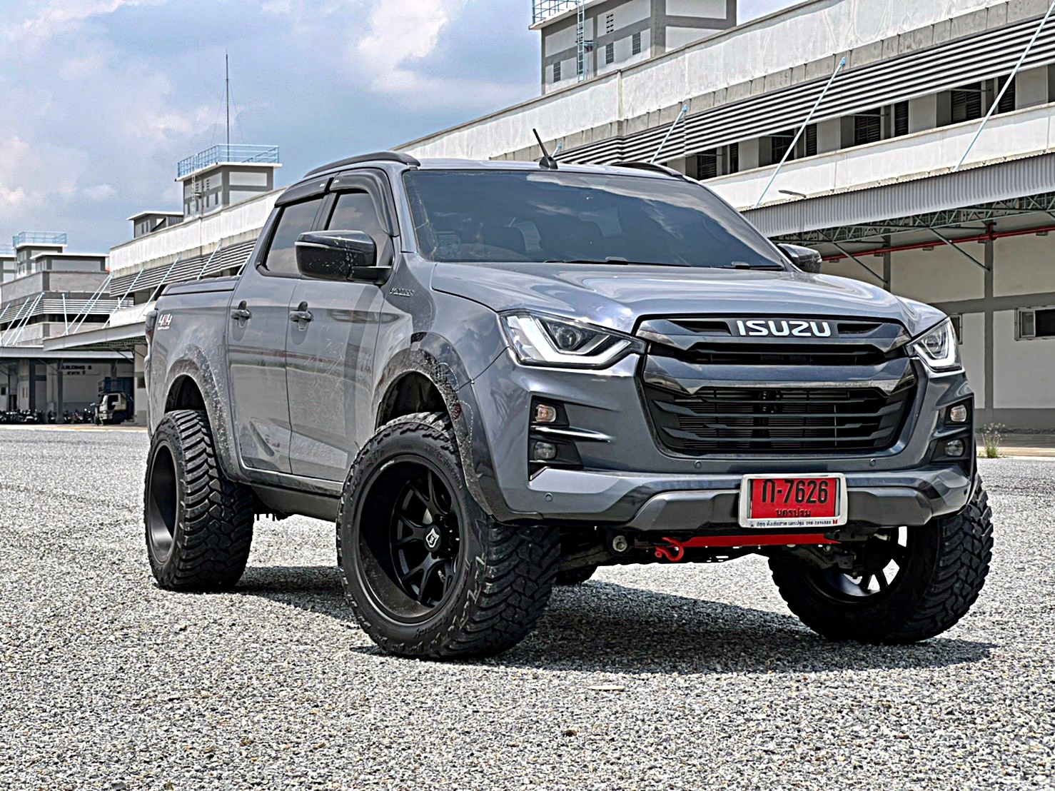 D_MAX_ทะเบียนนครปฐม ทำทรงเมกาที่ STEP9