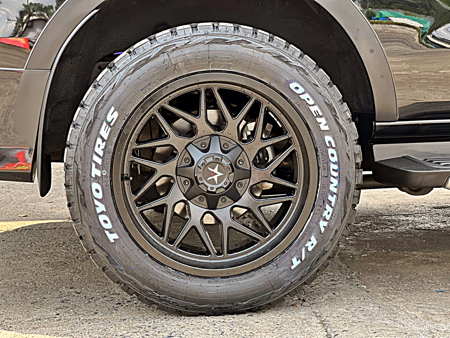 FORD EVEREST ขอบ20 แบบไม่ยก