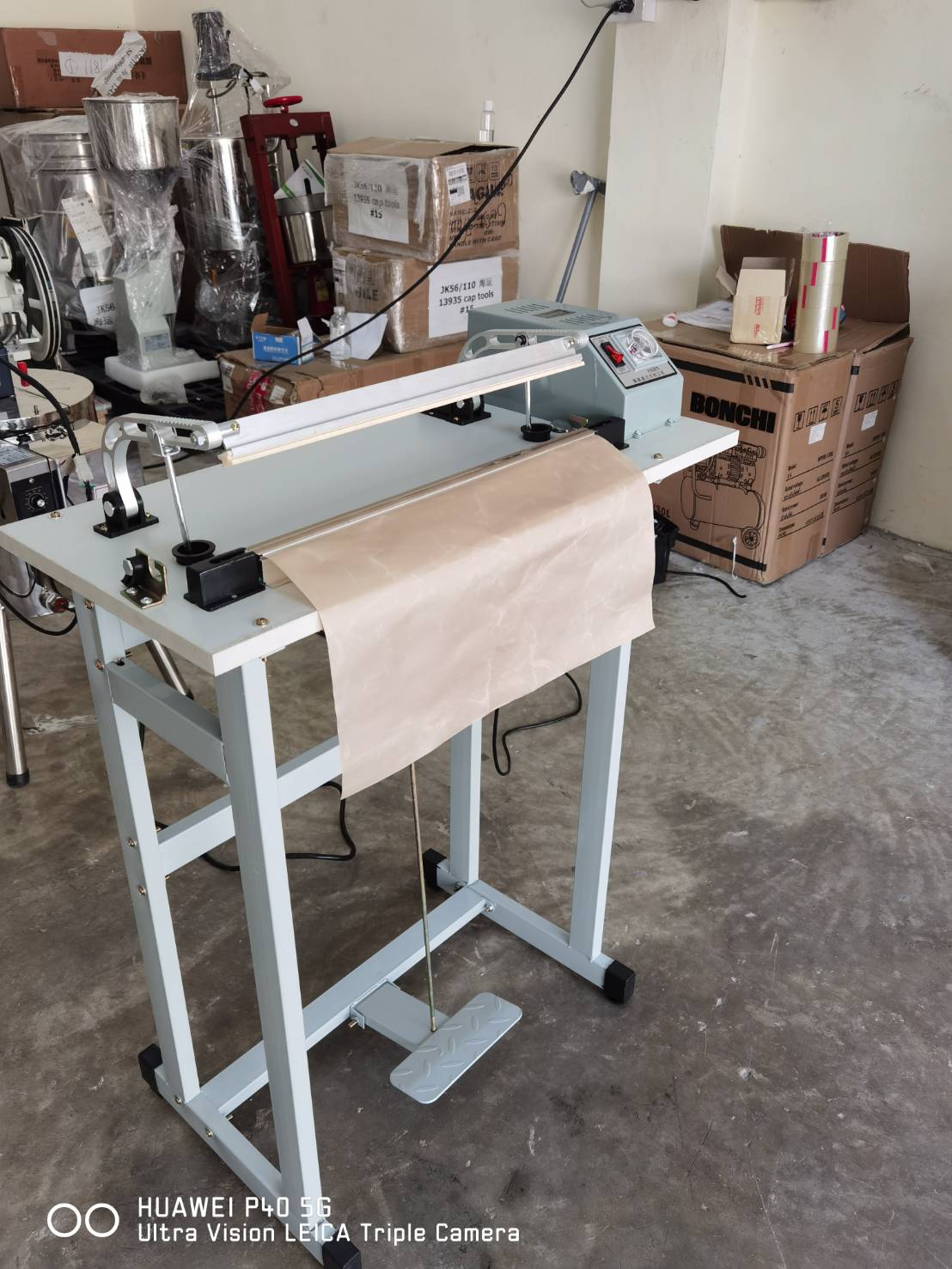 12436 เครื่องซีลปากถุง ปิดปาดถุง แบบเท้าเหยียบ เครื่องรีดปากถุง รุ่น SF-400