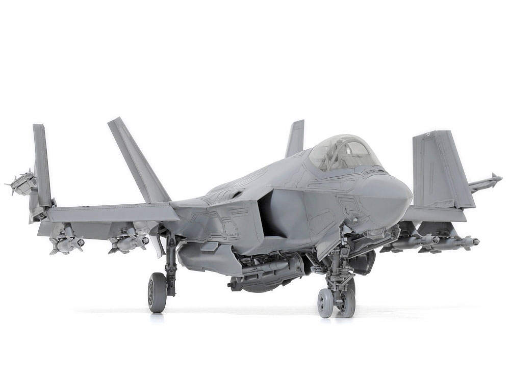 1/48 SCALE LOCKHEED MARTIN® F-35®C LIGHTNING II®