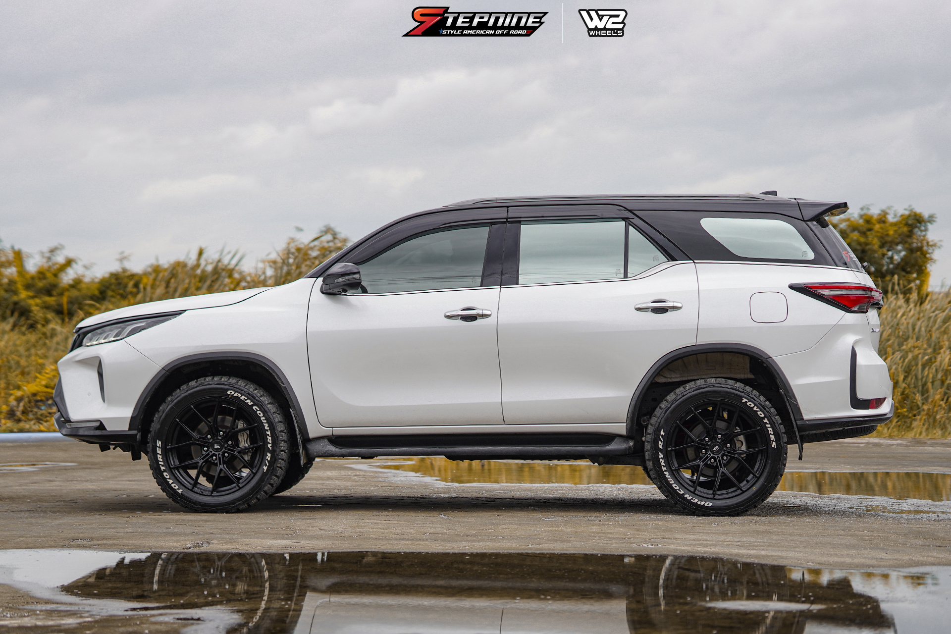 Toyota Fortuner ล้อ W2 ขอบ20" จับคู่ยาง TOYO RT หล่อ เฉียบคม ทุกมิติ ต้องที่ STEP9 เท่านั้น!